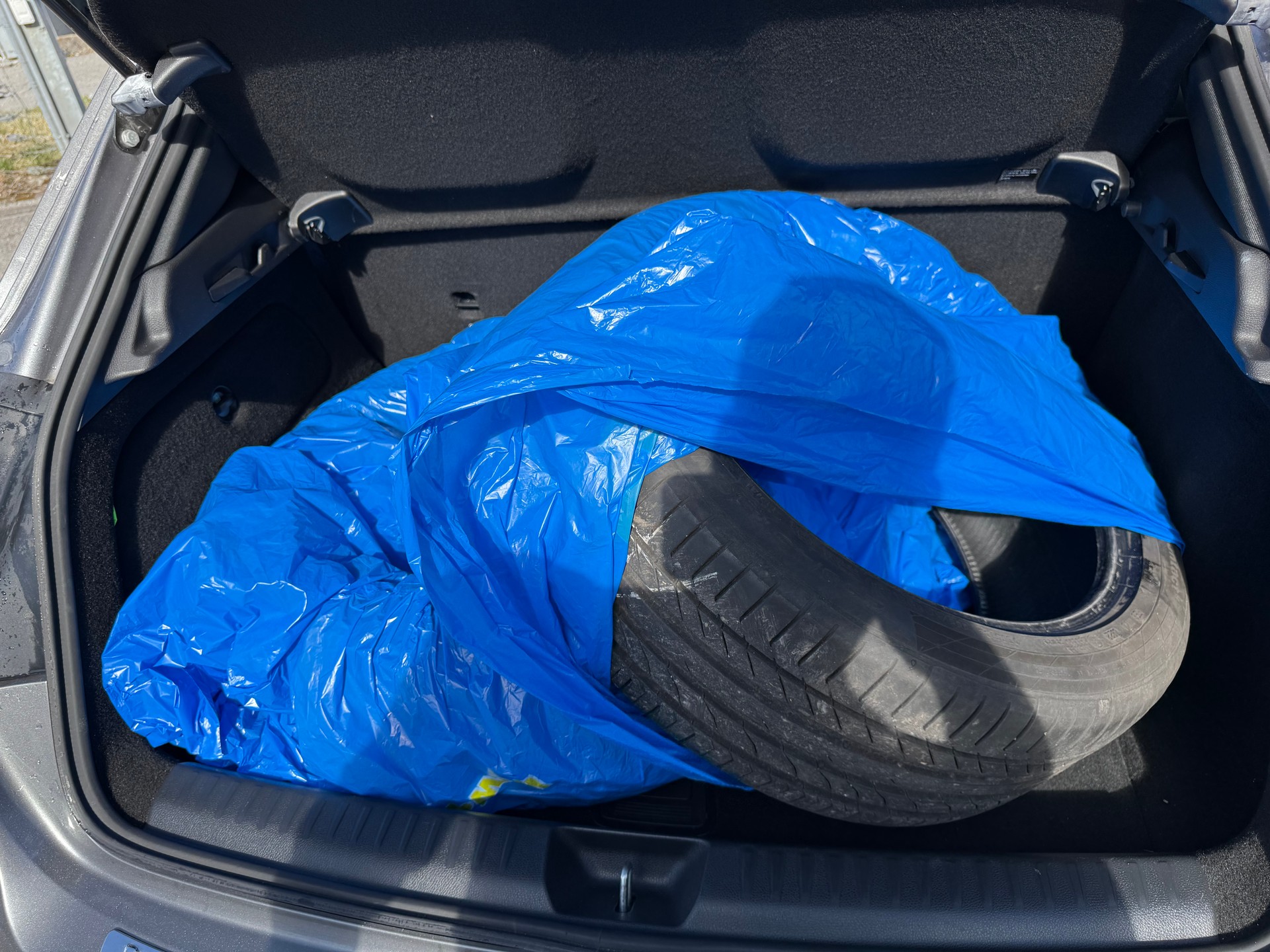 MERCEDES-BENZ GLA 250 4Matic 7G-DCT-image-7