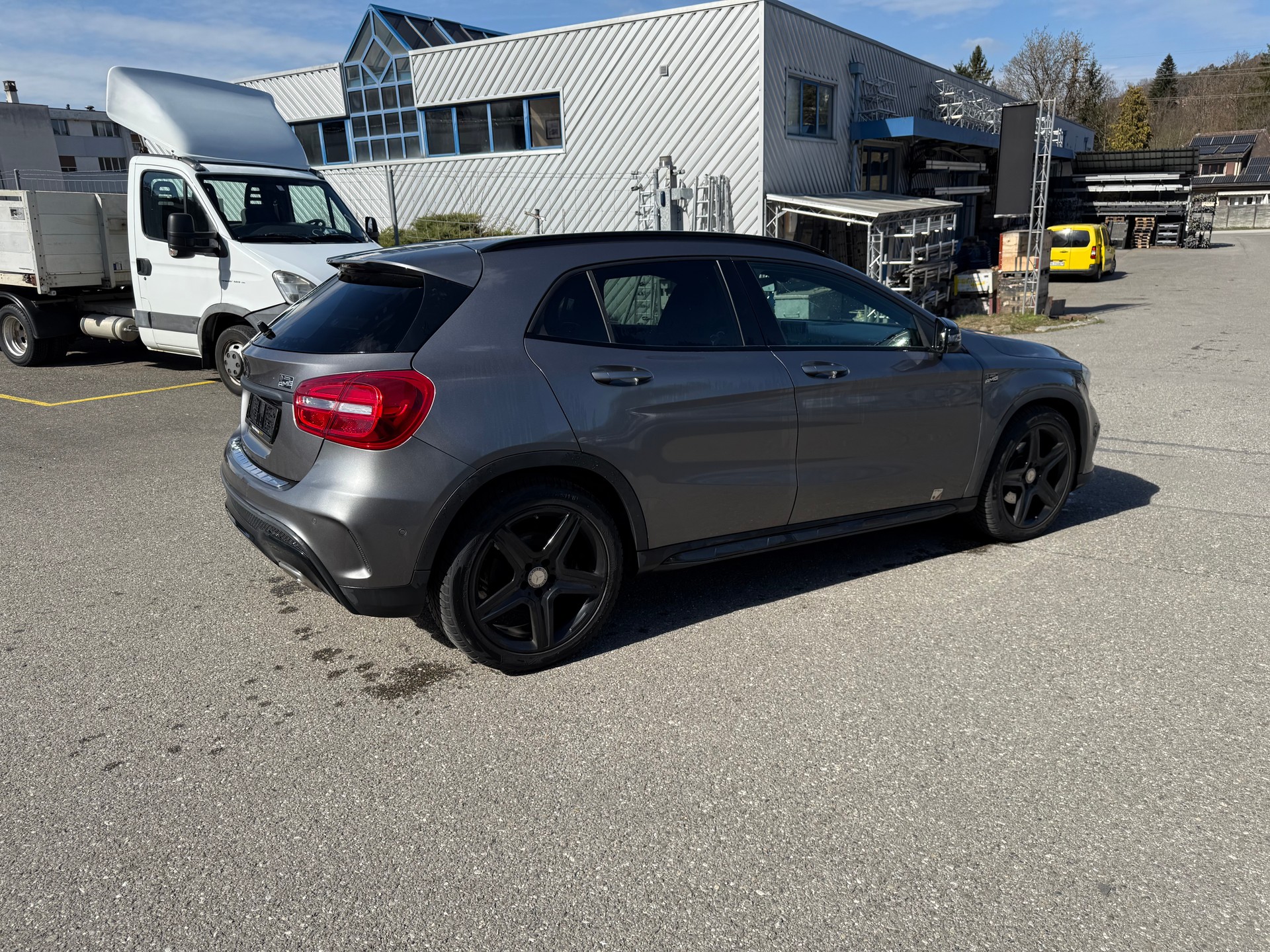 MERCEDES-BENZ GLA 250 4Matic 7G-DCT-image-5