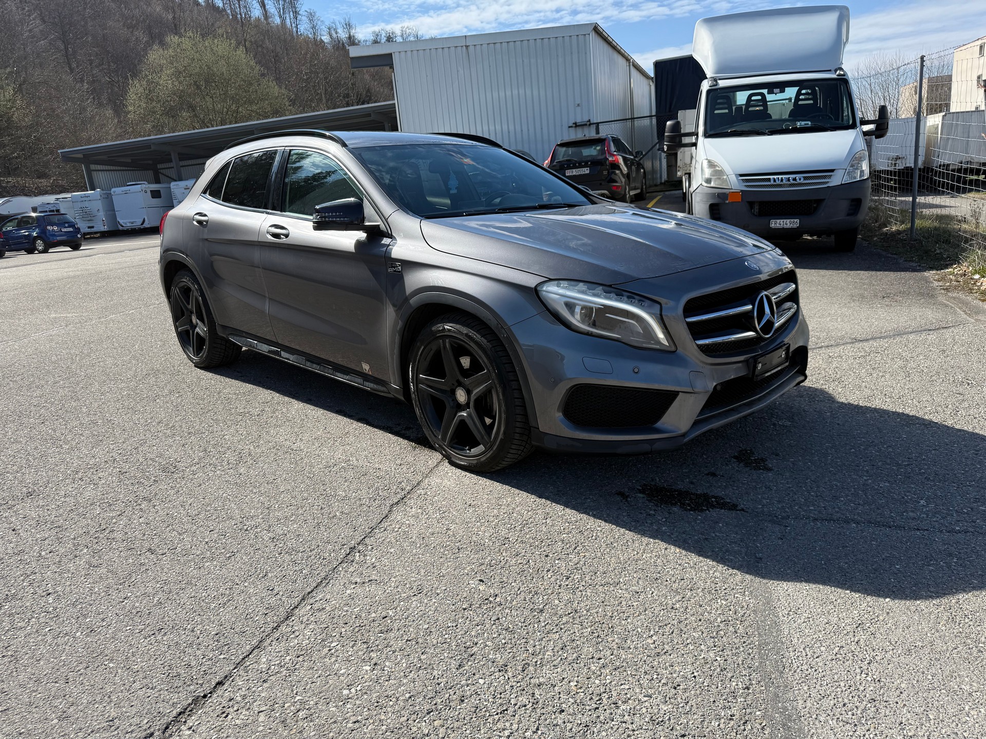 MERCEDES-BENZ GLA 250 4Matic 7G-DCT-image-2