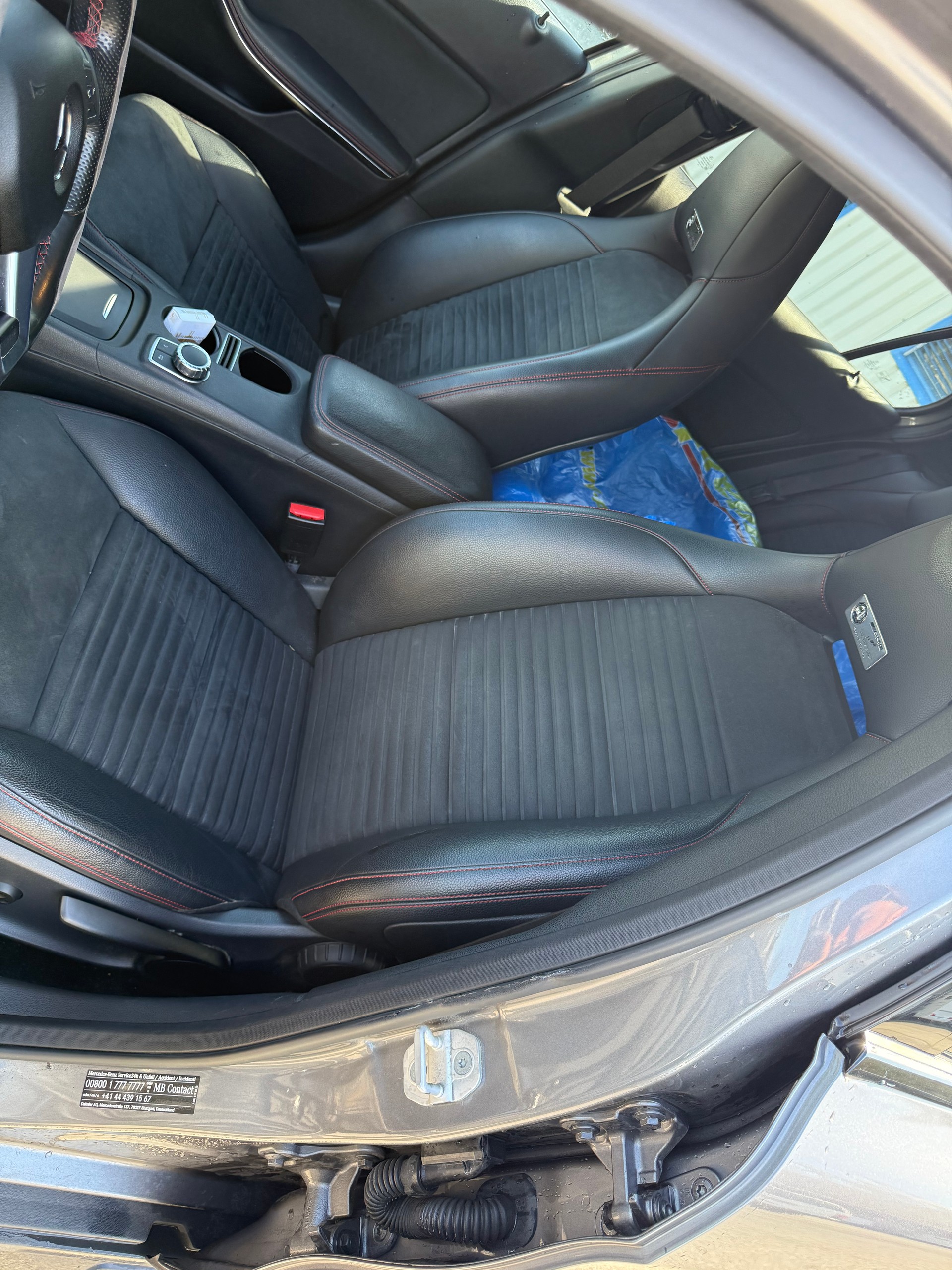 MERCEDES-BENZ GLA 250 4Matic 7G-DCT-image-8