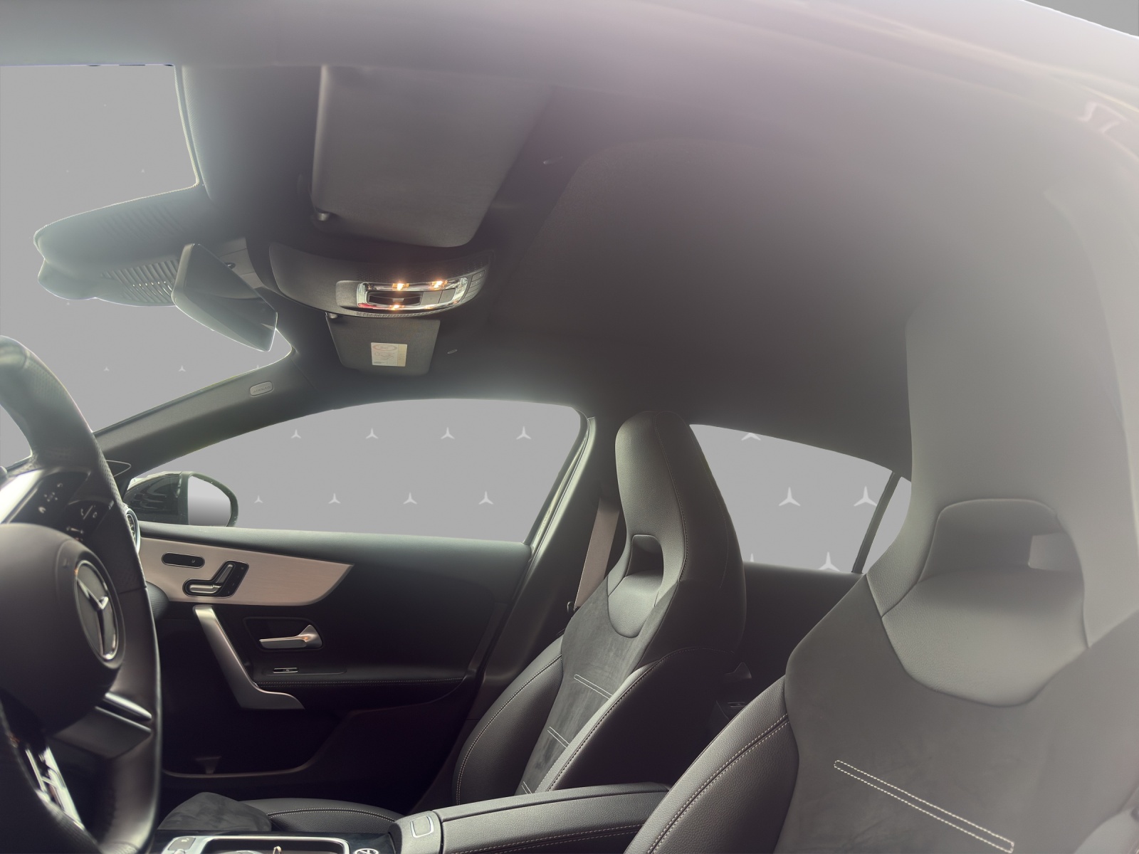 MERCEDES-BENZ A 250 4M - AMG / DISTRONIC / 360 Grad Kamera / Head-Up Display-image-8
