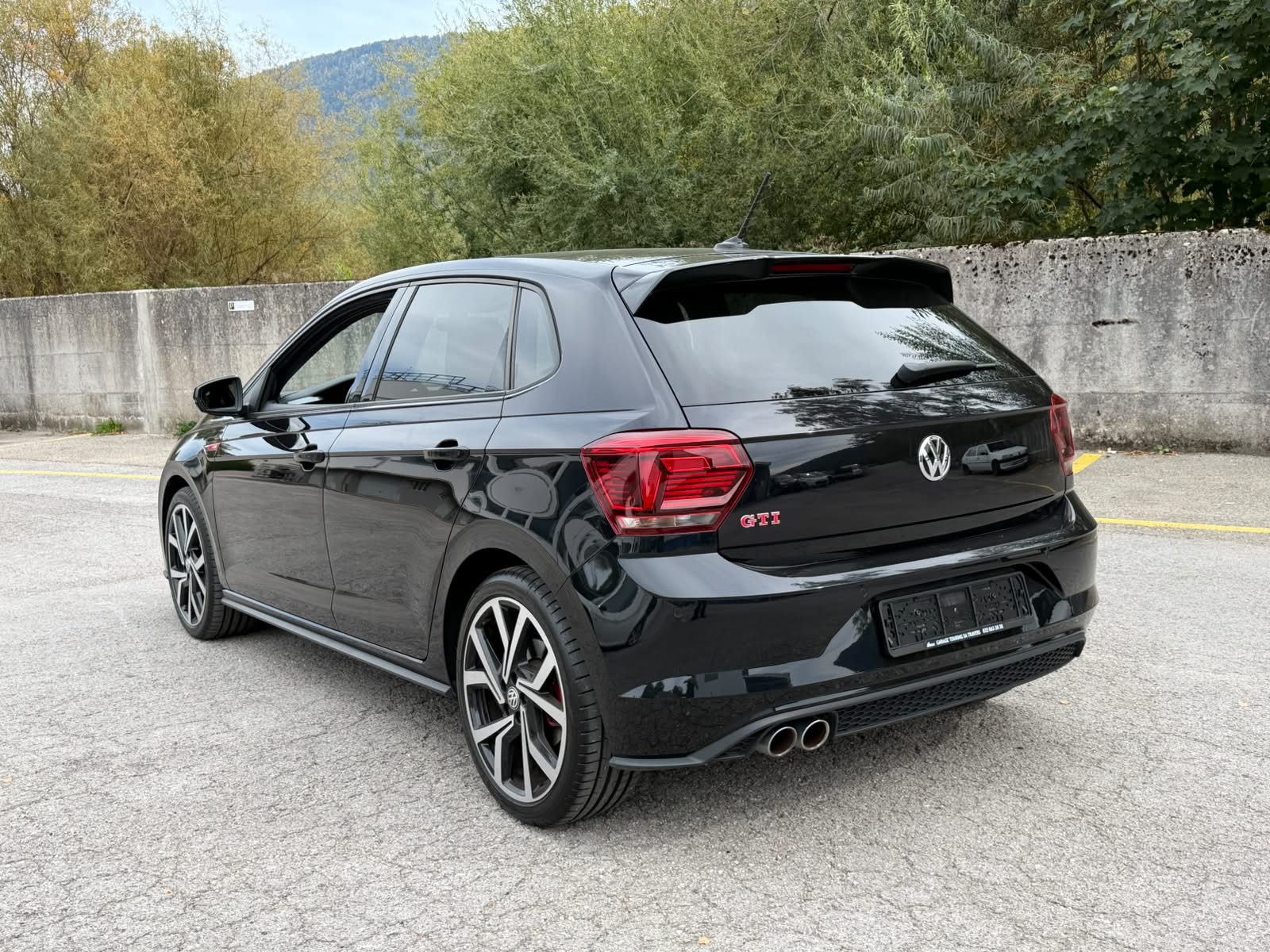VW Polo 2.0 TSI GTI DSG-image-3