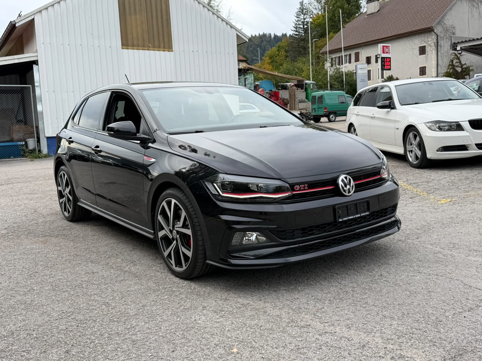 VW Polo 2.0 TSI GTI DSG-image-1