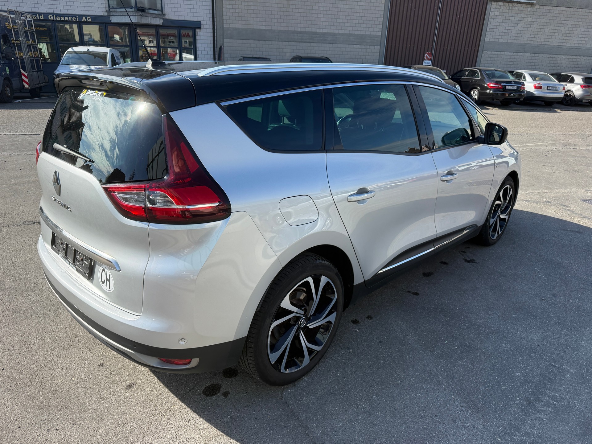 RENAULT Grand Scénic 1.5 dCi Bose EDC-image-4