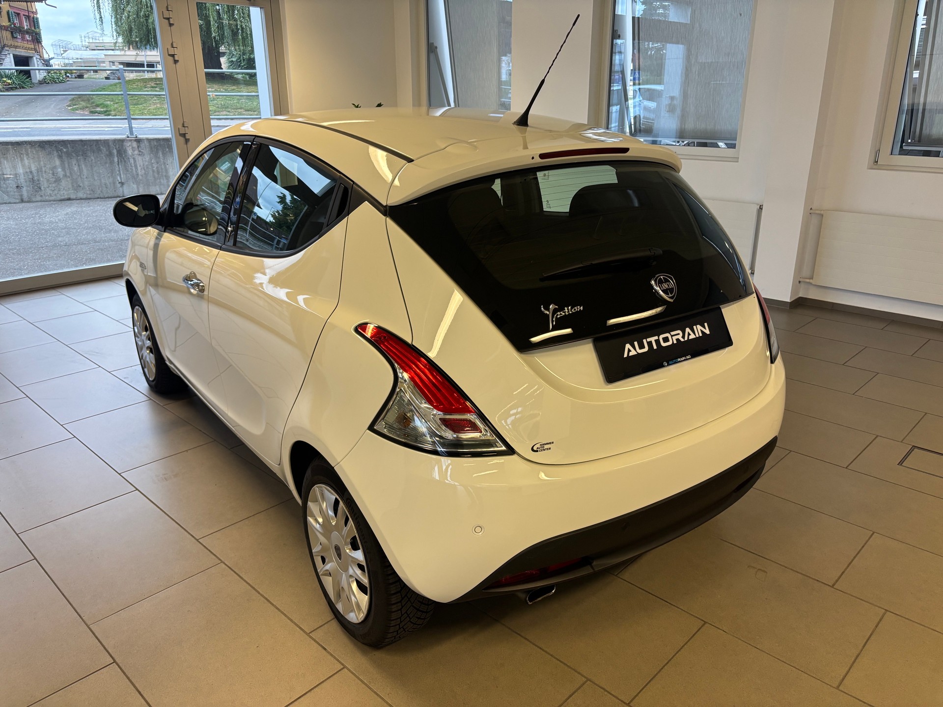 LANCIA Ypsilon 0.9 TwinAir Gold DFN-image-3