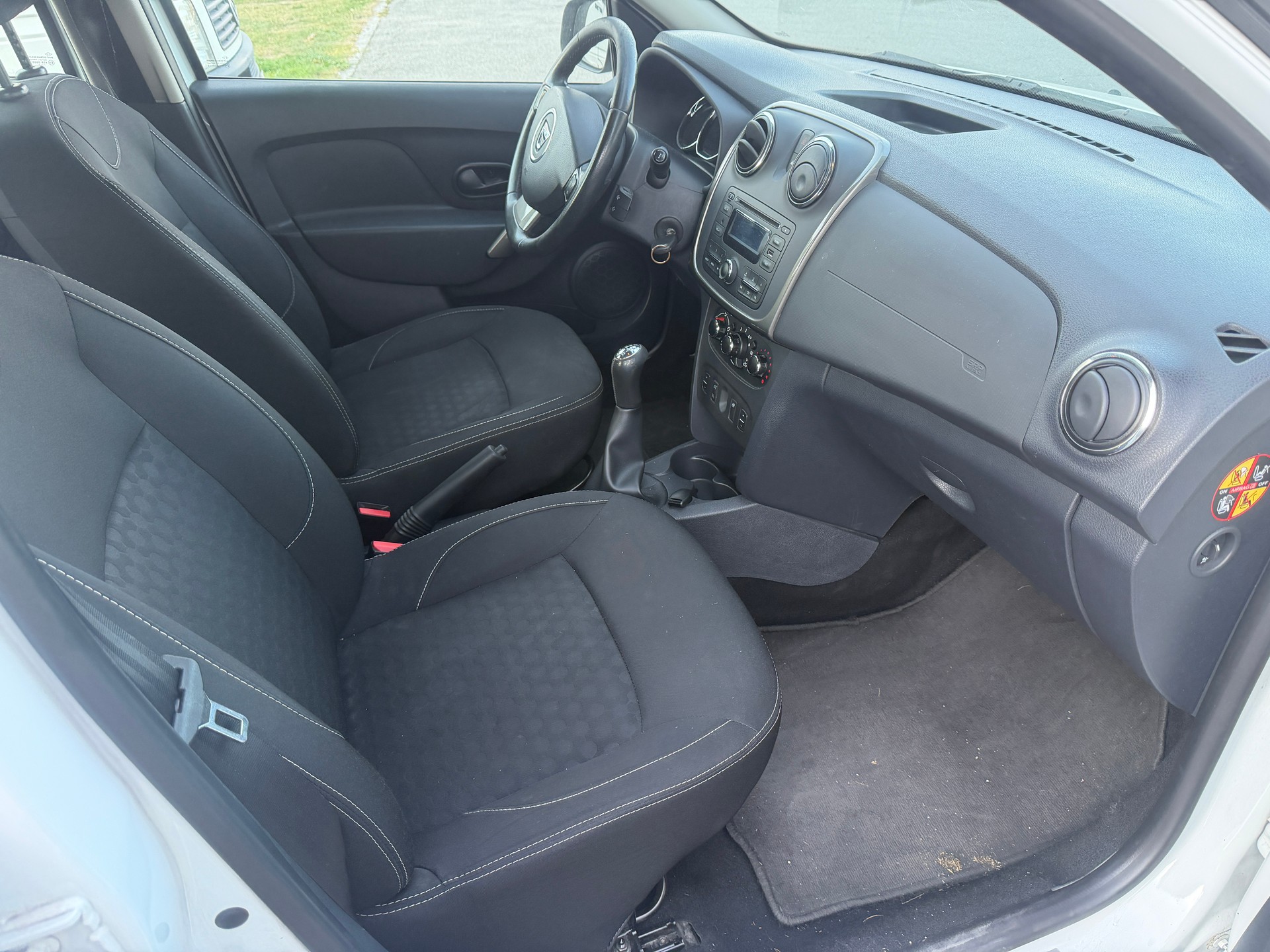 DACIA Sandero 0.9 Lauréate-image-7