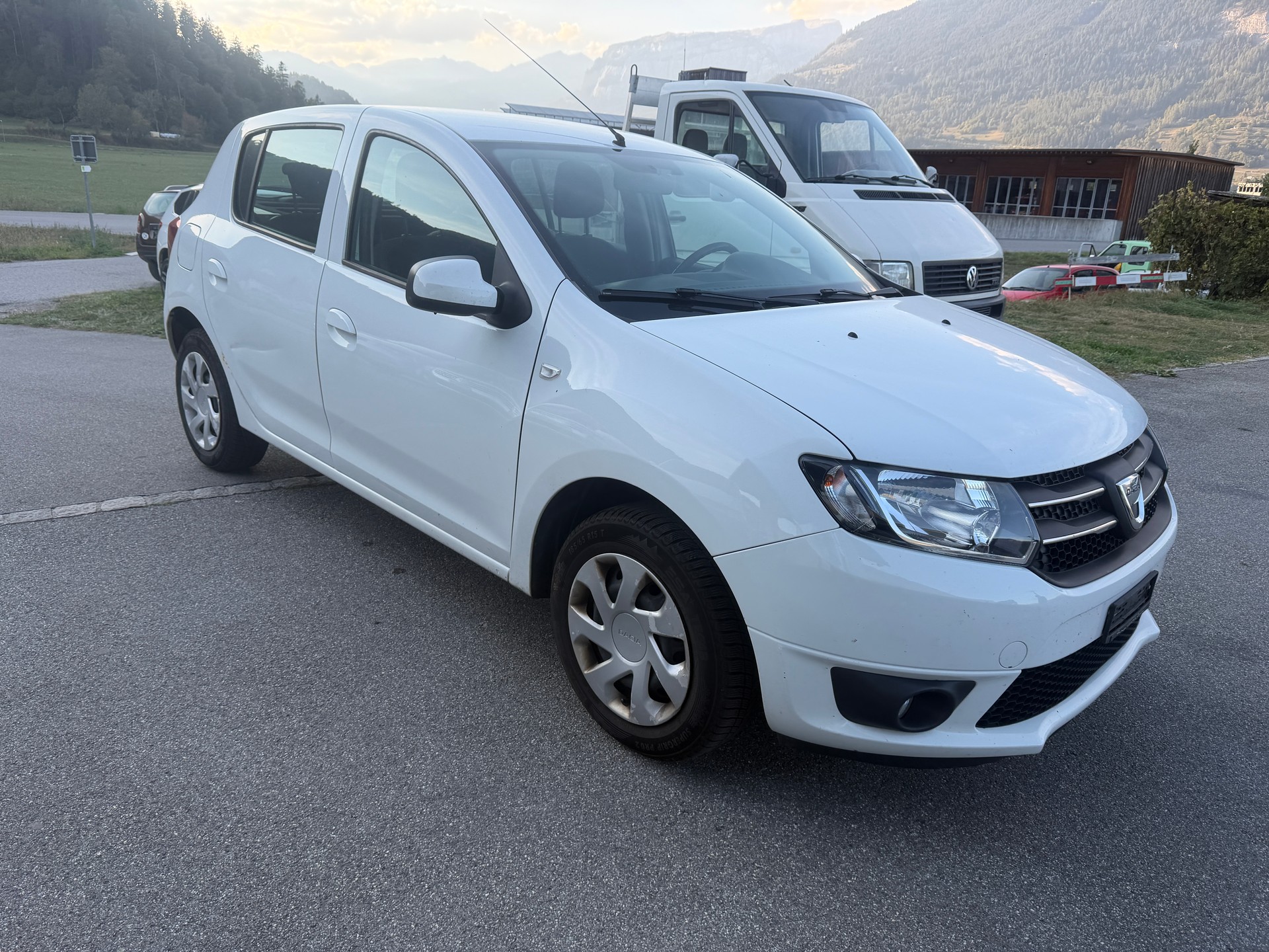 DACIA Sandero 0.9 Lauréate-image-2