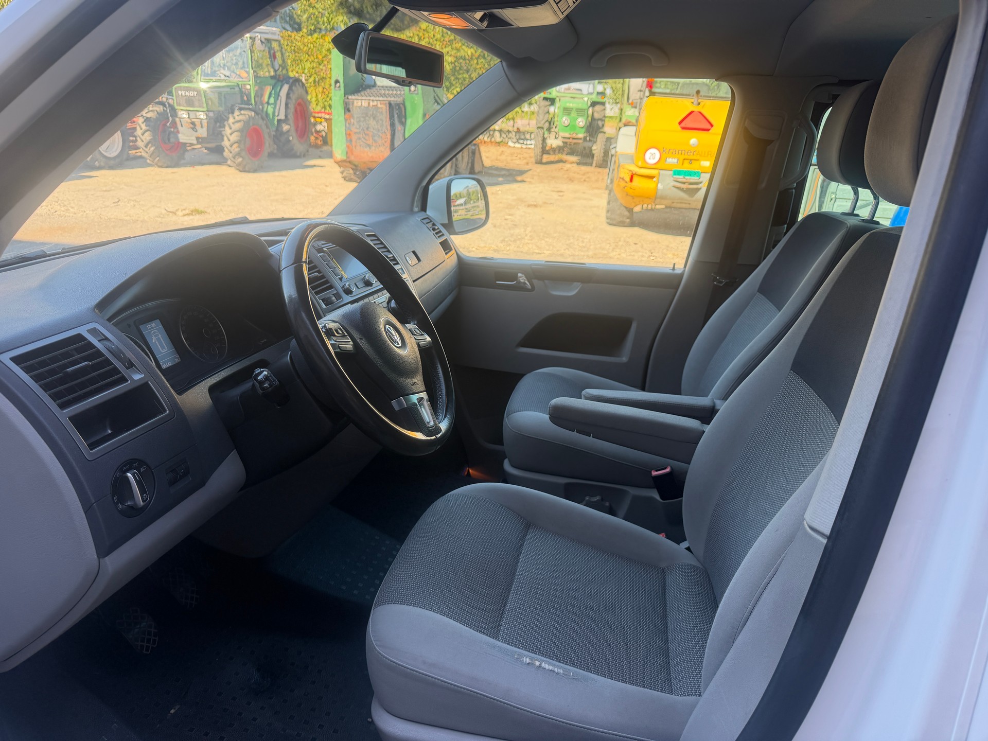 VW T5 Caravelle Comfortline 2.0 TDI CR 4Motion-image-7