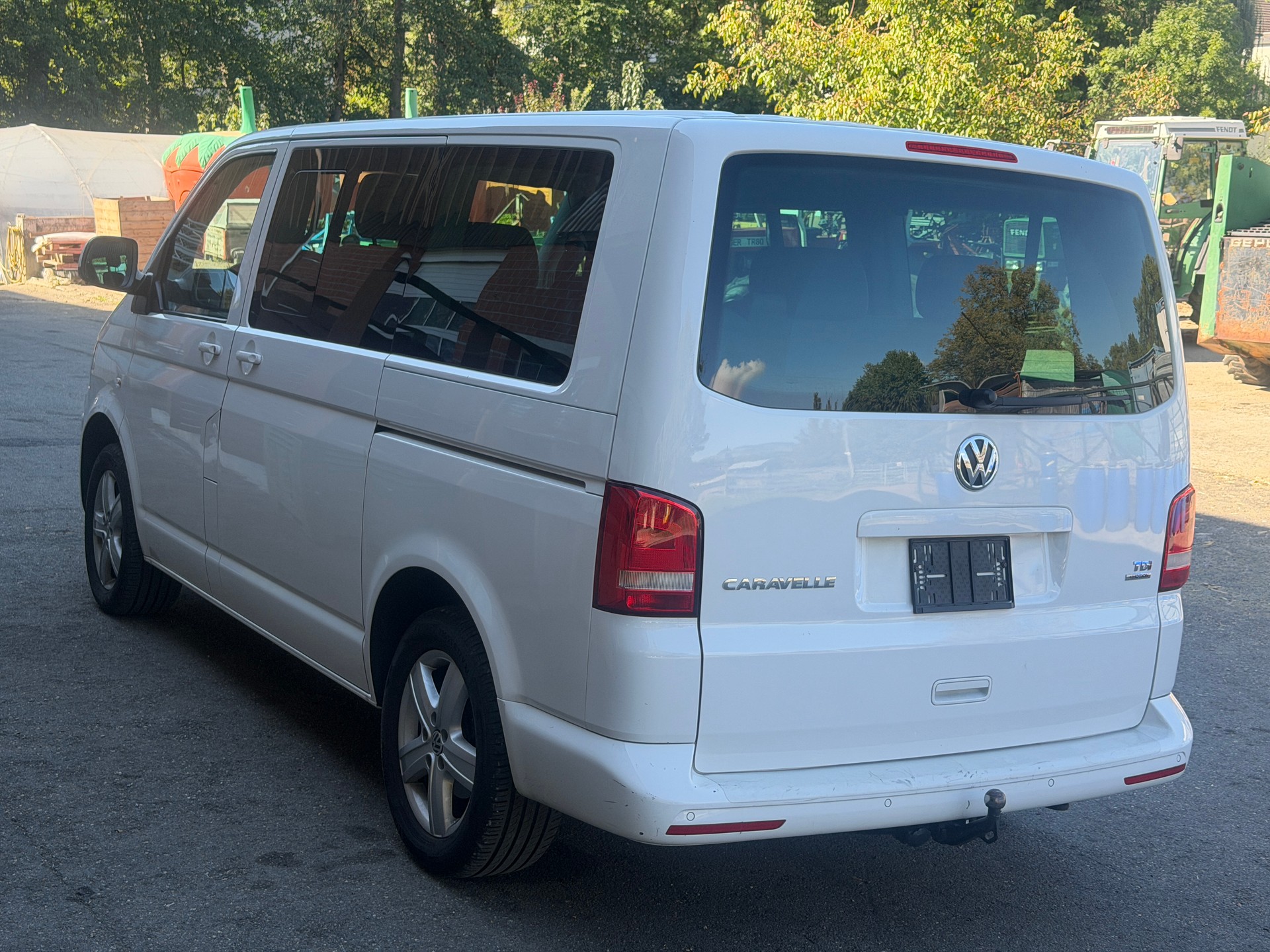 VW T5 Caravelle Comfortline 2.0 TDI CR 4Motion-image-3