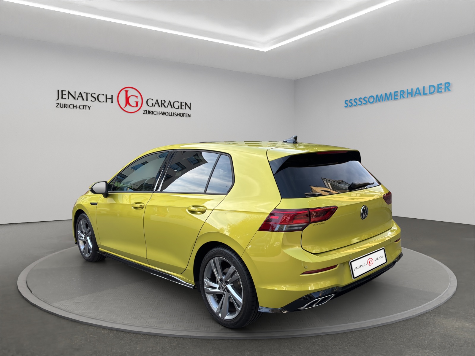 VW Golf VIII 1.5 eTSI R-Line DSG-image-2