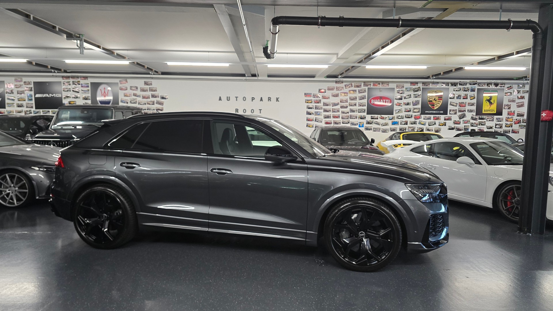 AUDI RSQ8 quattro tiptronic-image-3