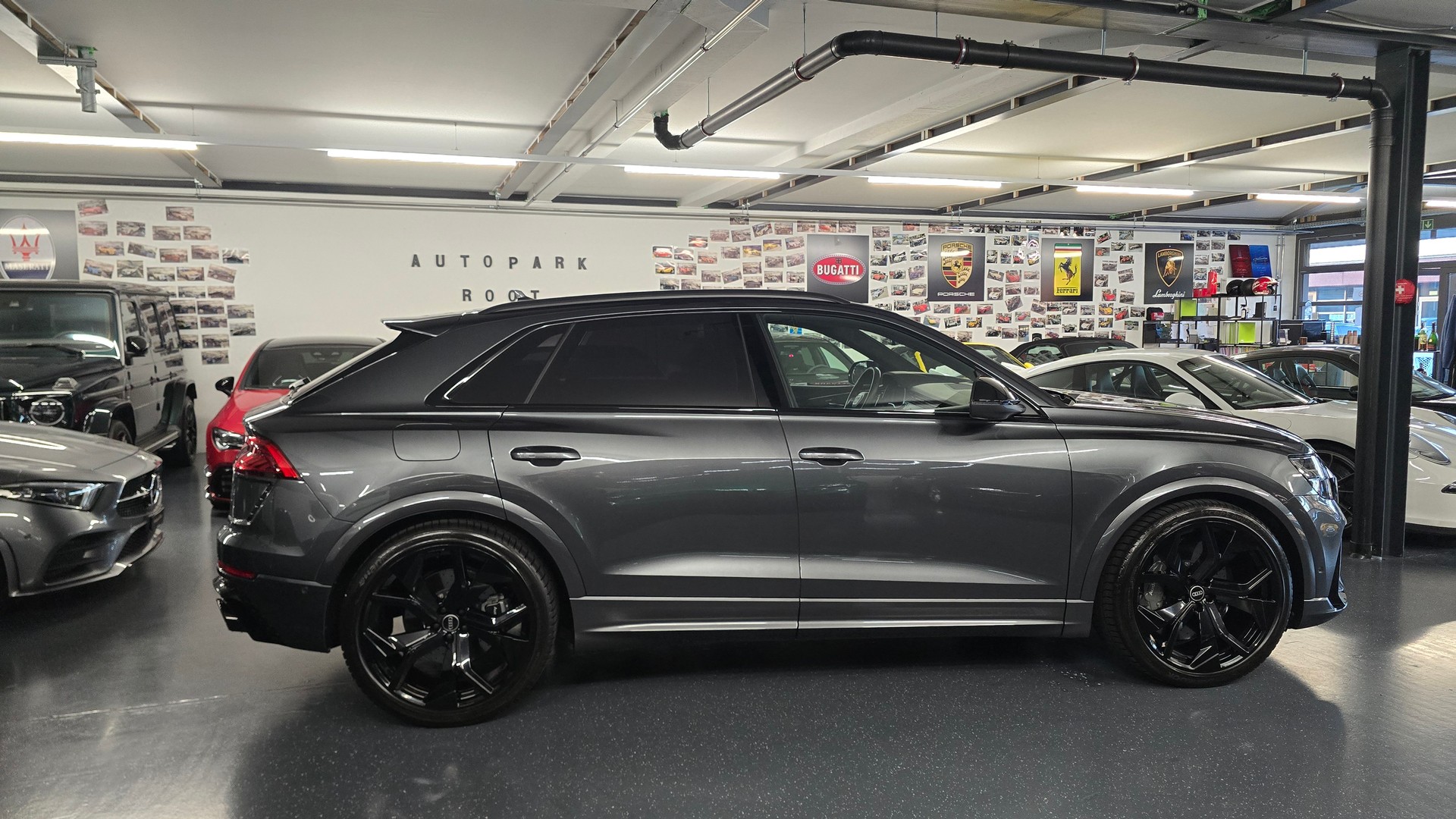 AUDI RSQ8 quattro tiptronic-image-4