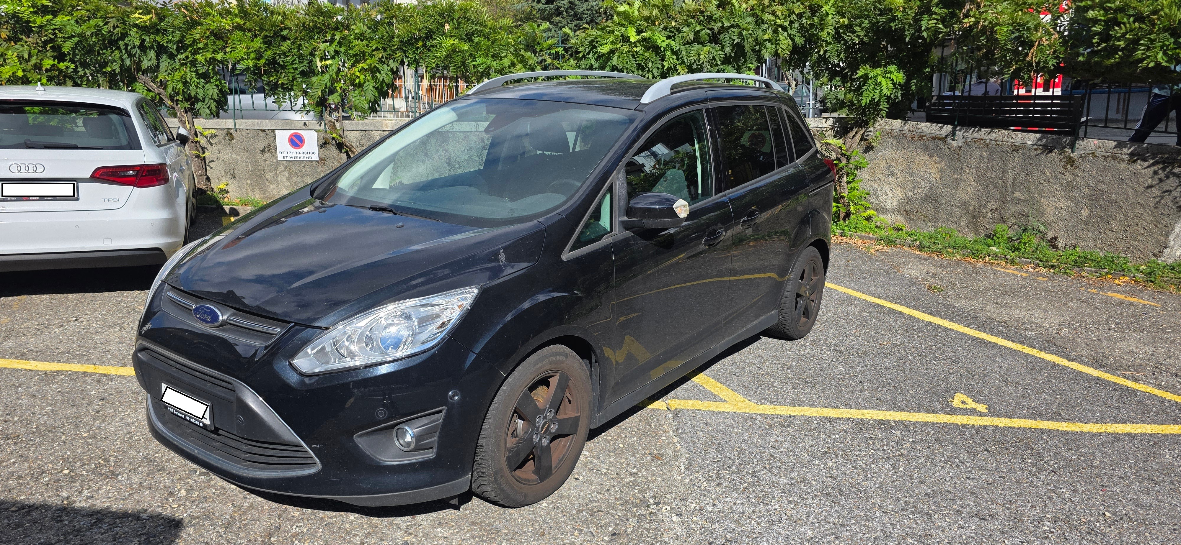 Car photo