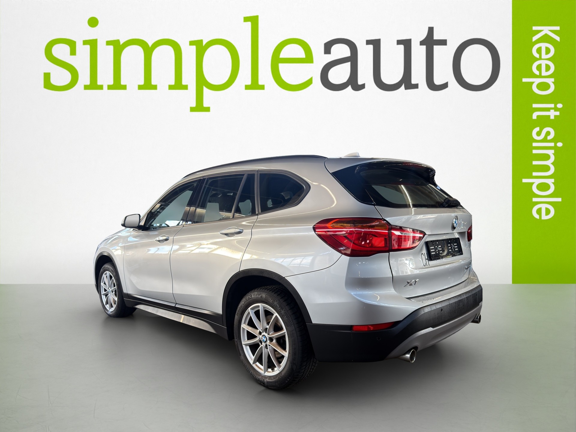 BMW X1 18d xDrive-image-1