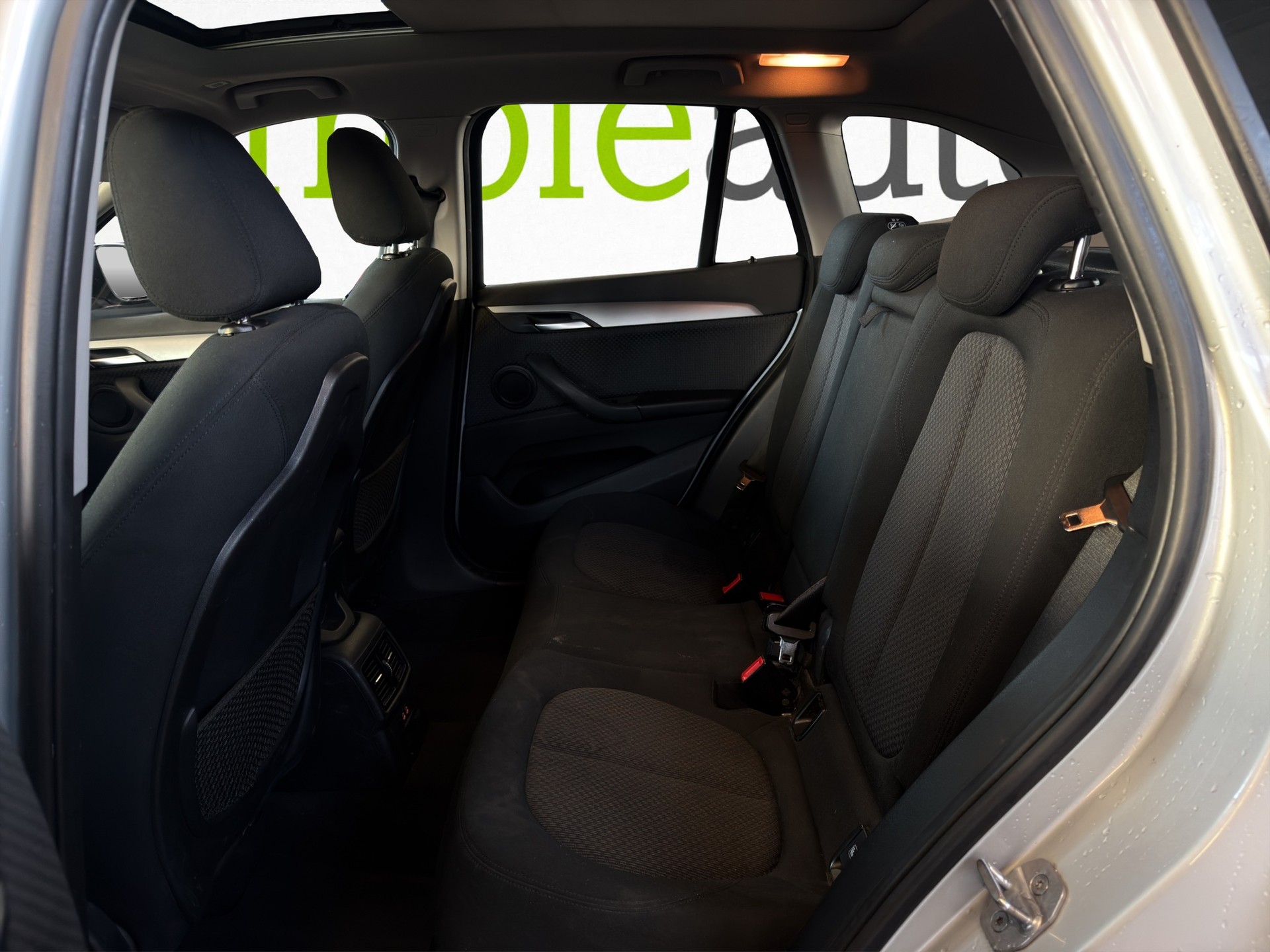 BMW X1 18d xDrive-image-8