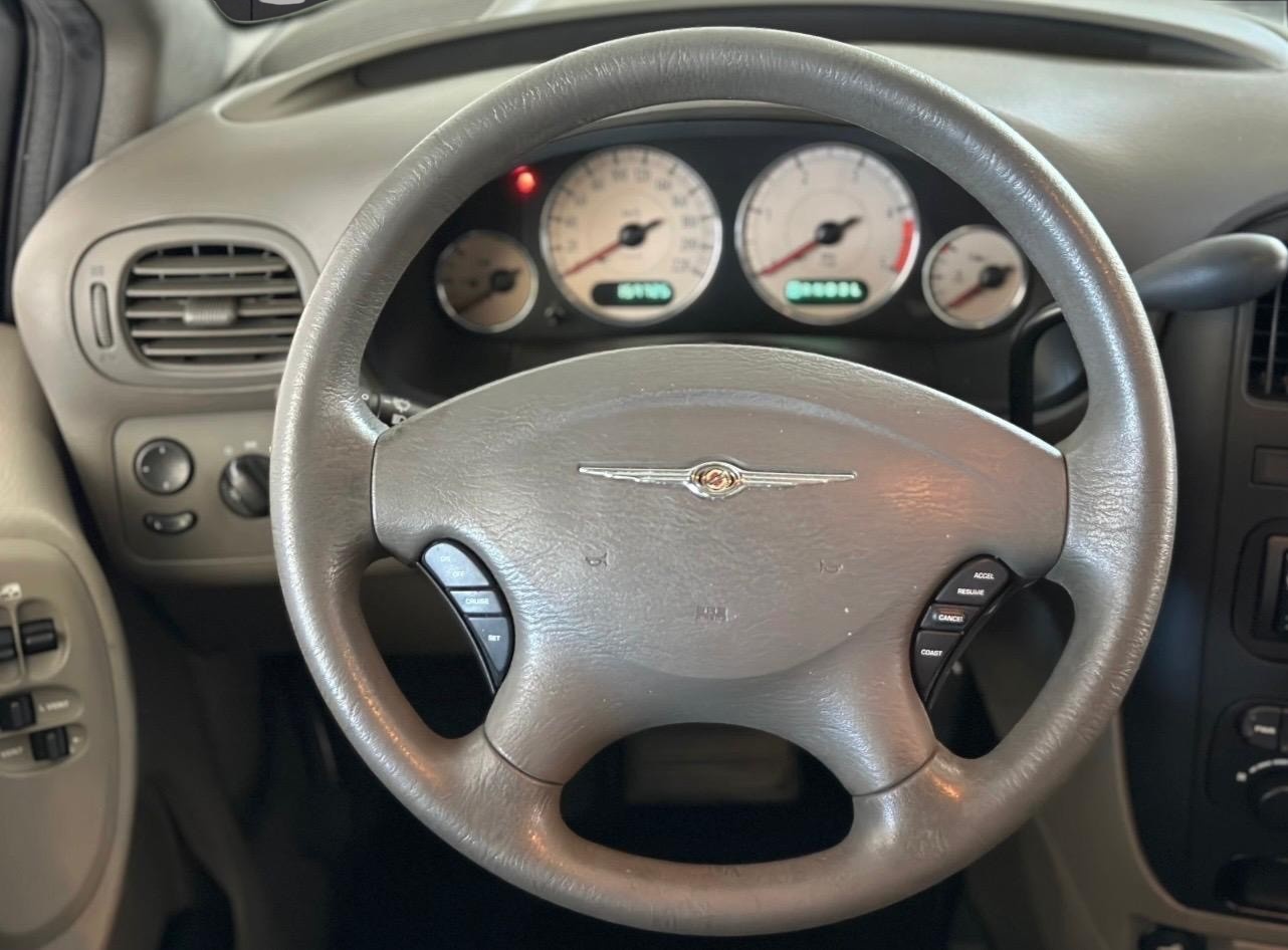 CHRYSLER Voyager 2.8 CRD SE Swiss Edition PLUS Automatic-image-13