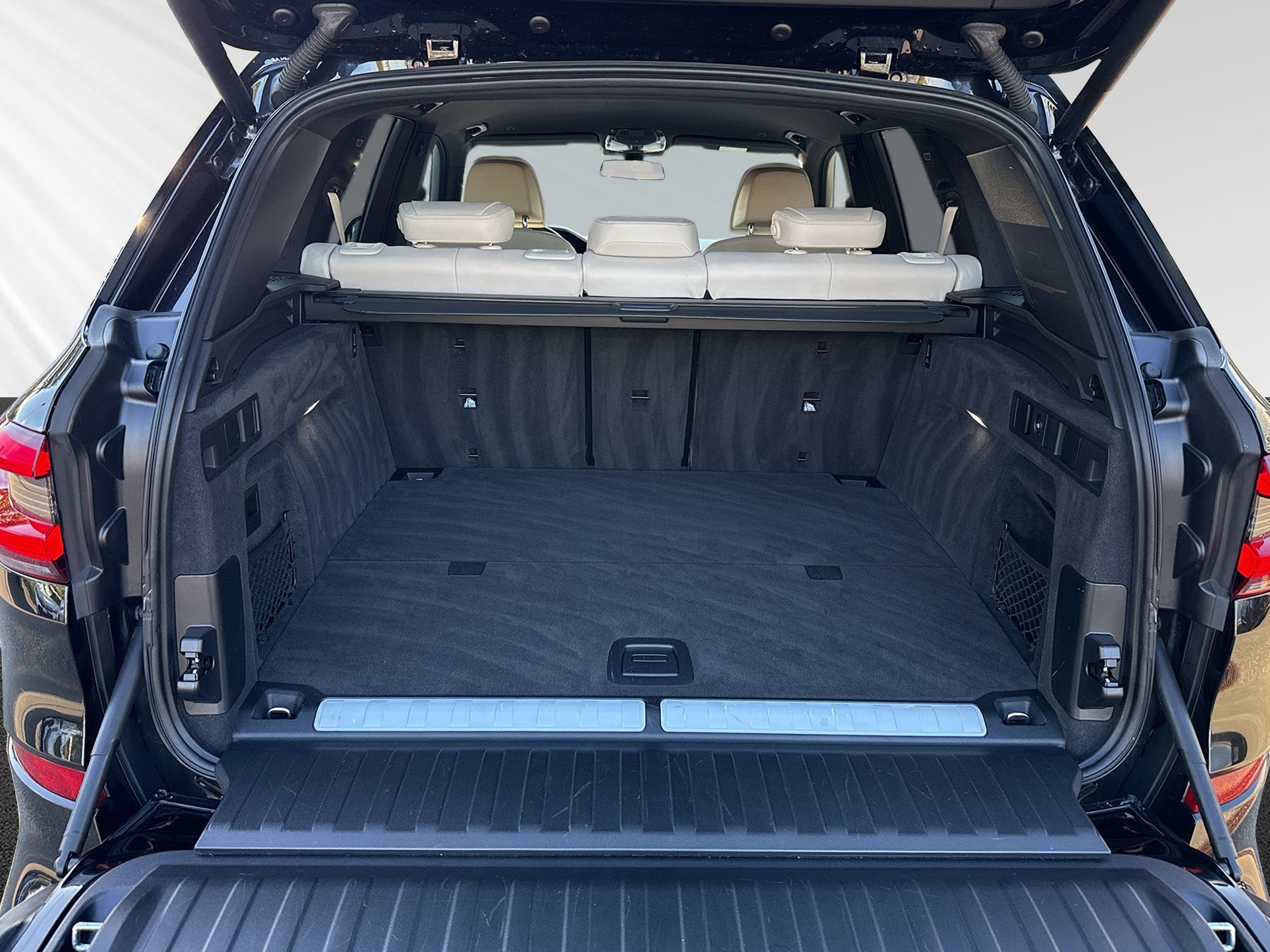 BMW X5 xDrive45e M Sport Steptronic-image-7