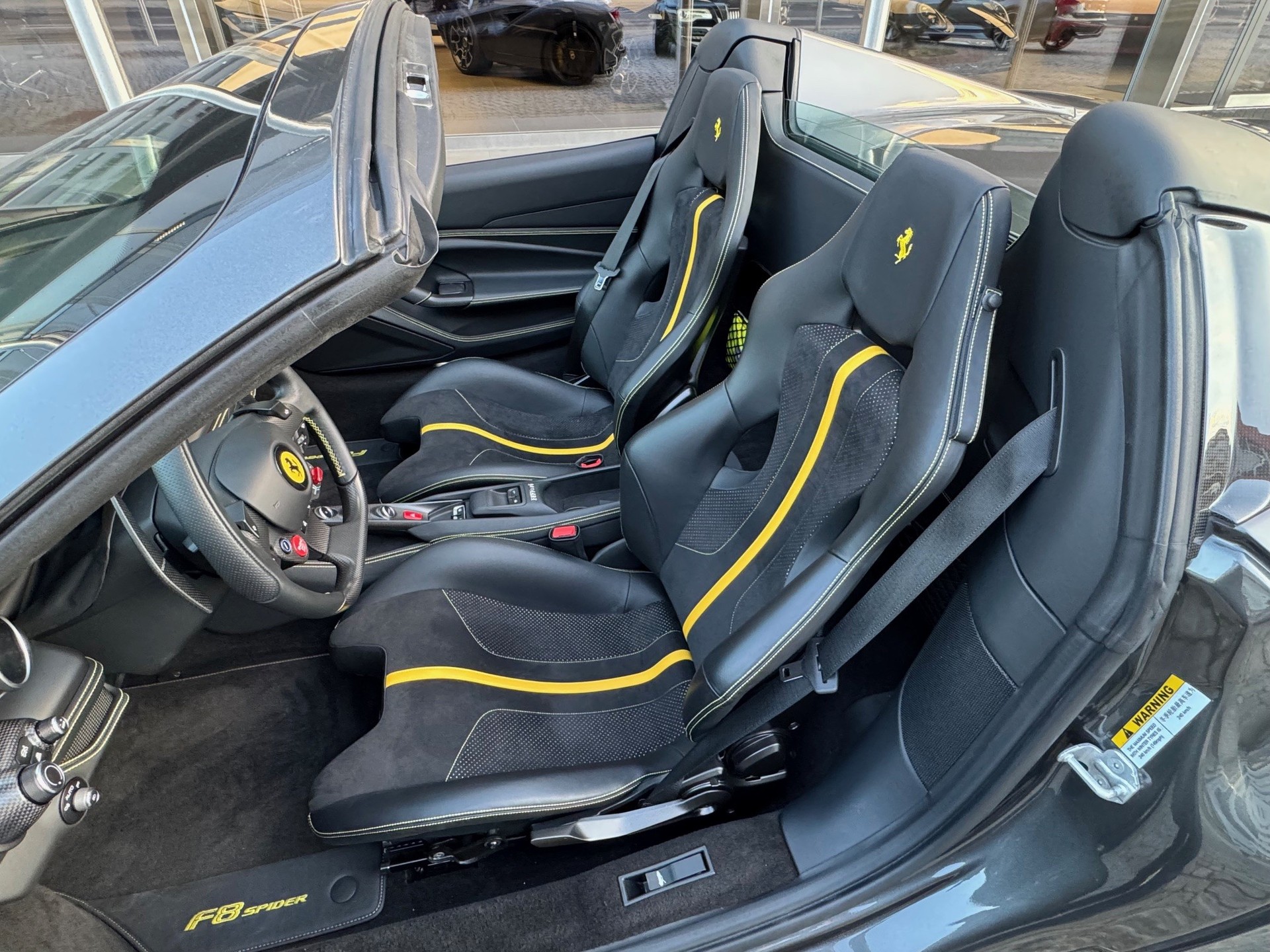 FERRARI F8 Spider-image-7