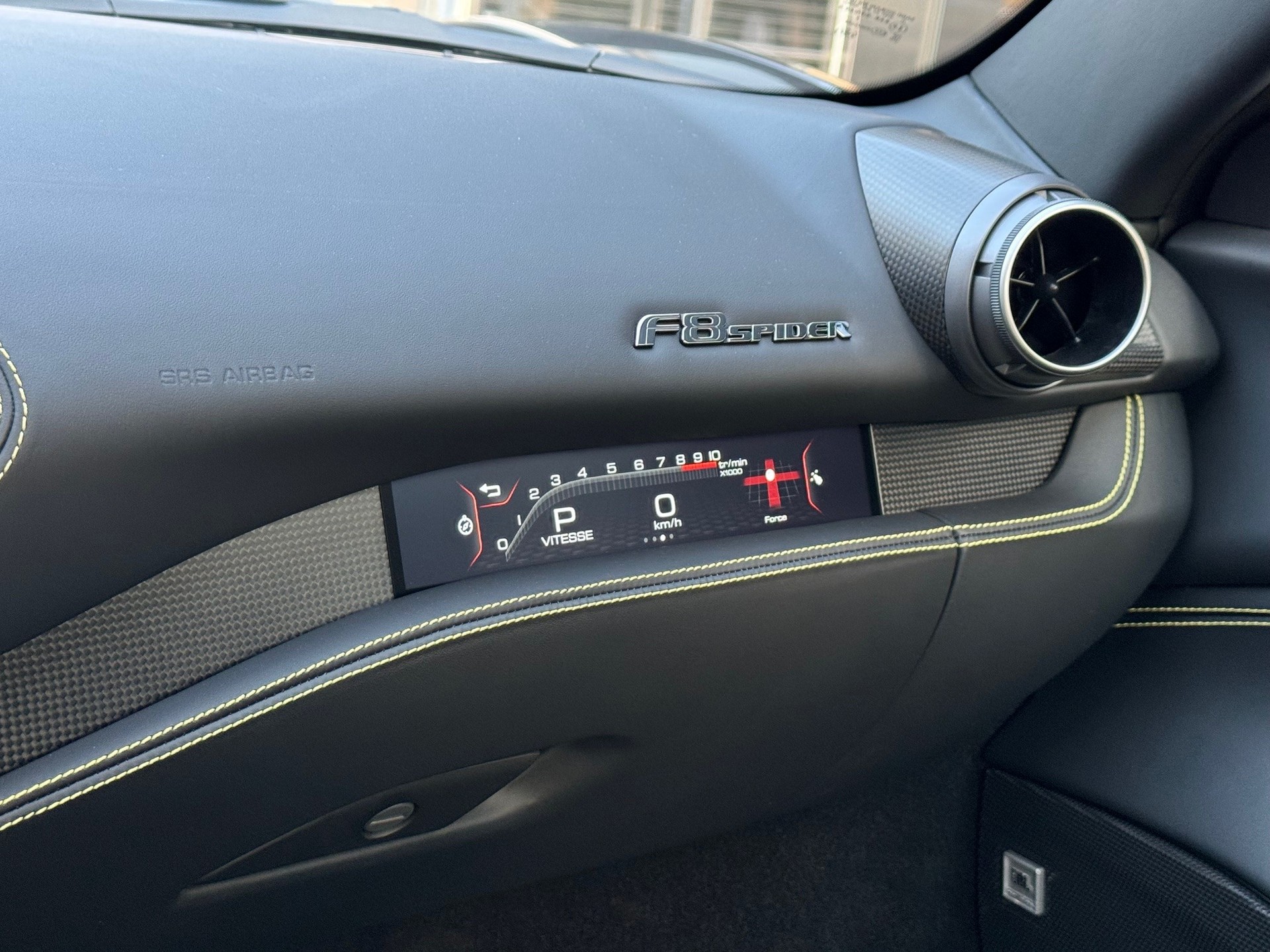 FERRARI F8 Spider-image-13