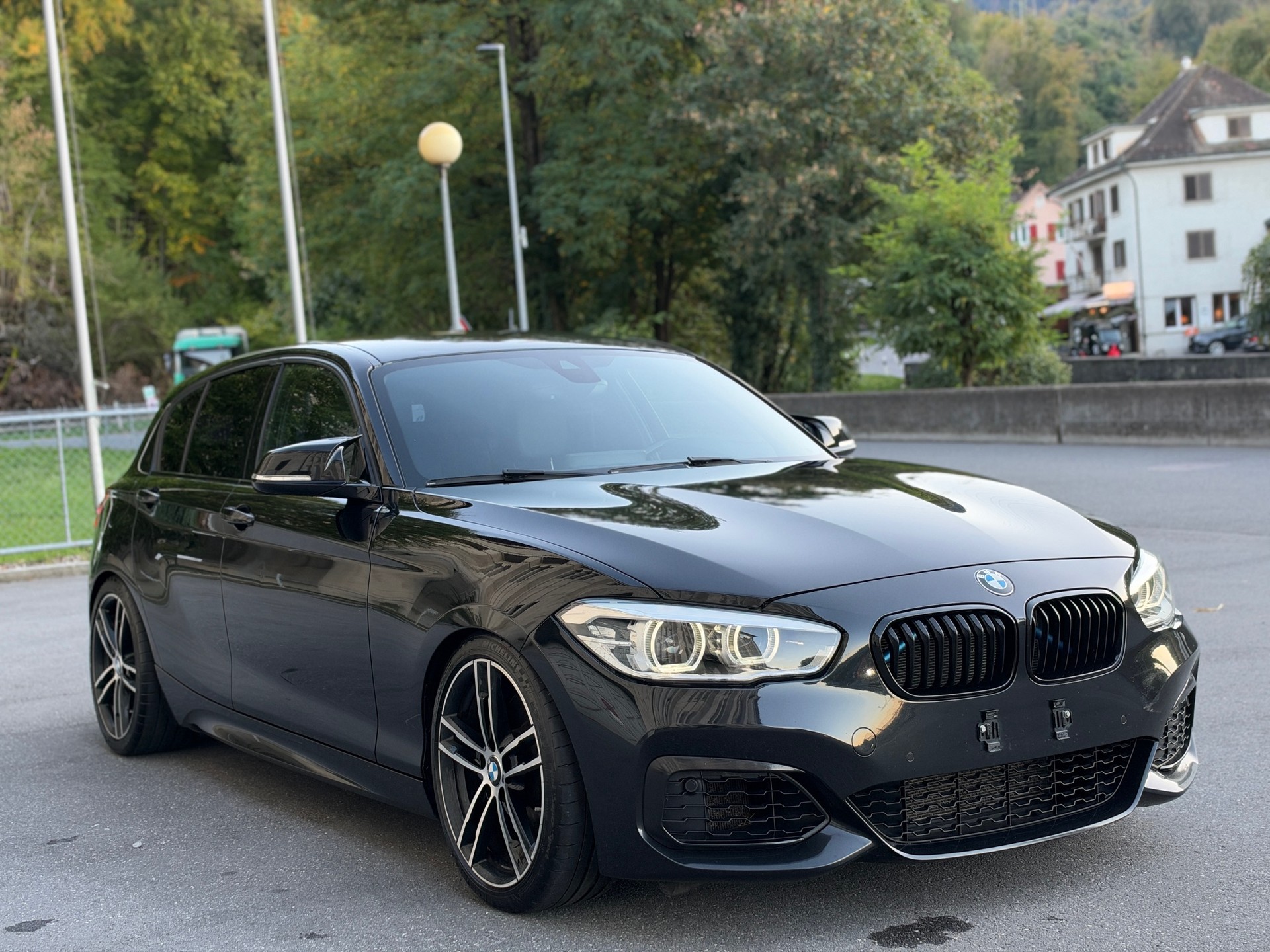 BMW M140i xDrive Steptronic-image-10