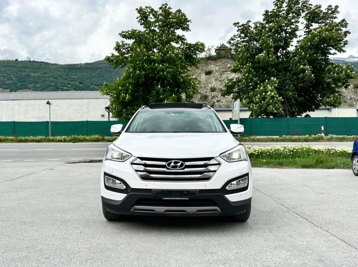 HYUNDAI Santa Fe 2.2 CRDI Premium 4WD Automatic-image-2