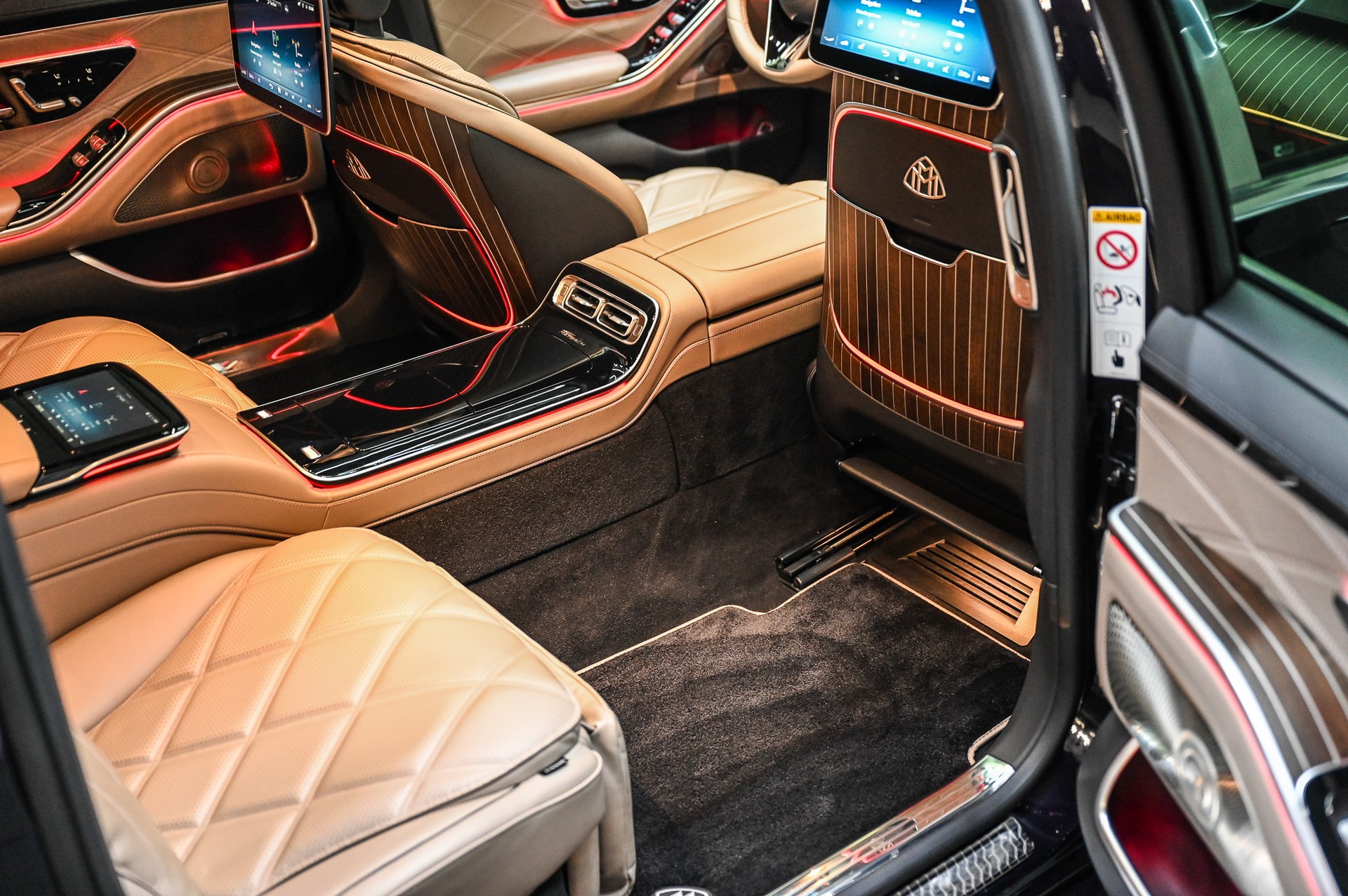 MERCEDES-BENZ S 680 Maybach V12 4matic 9G-Tronic-image-52