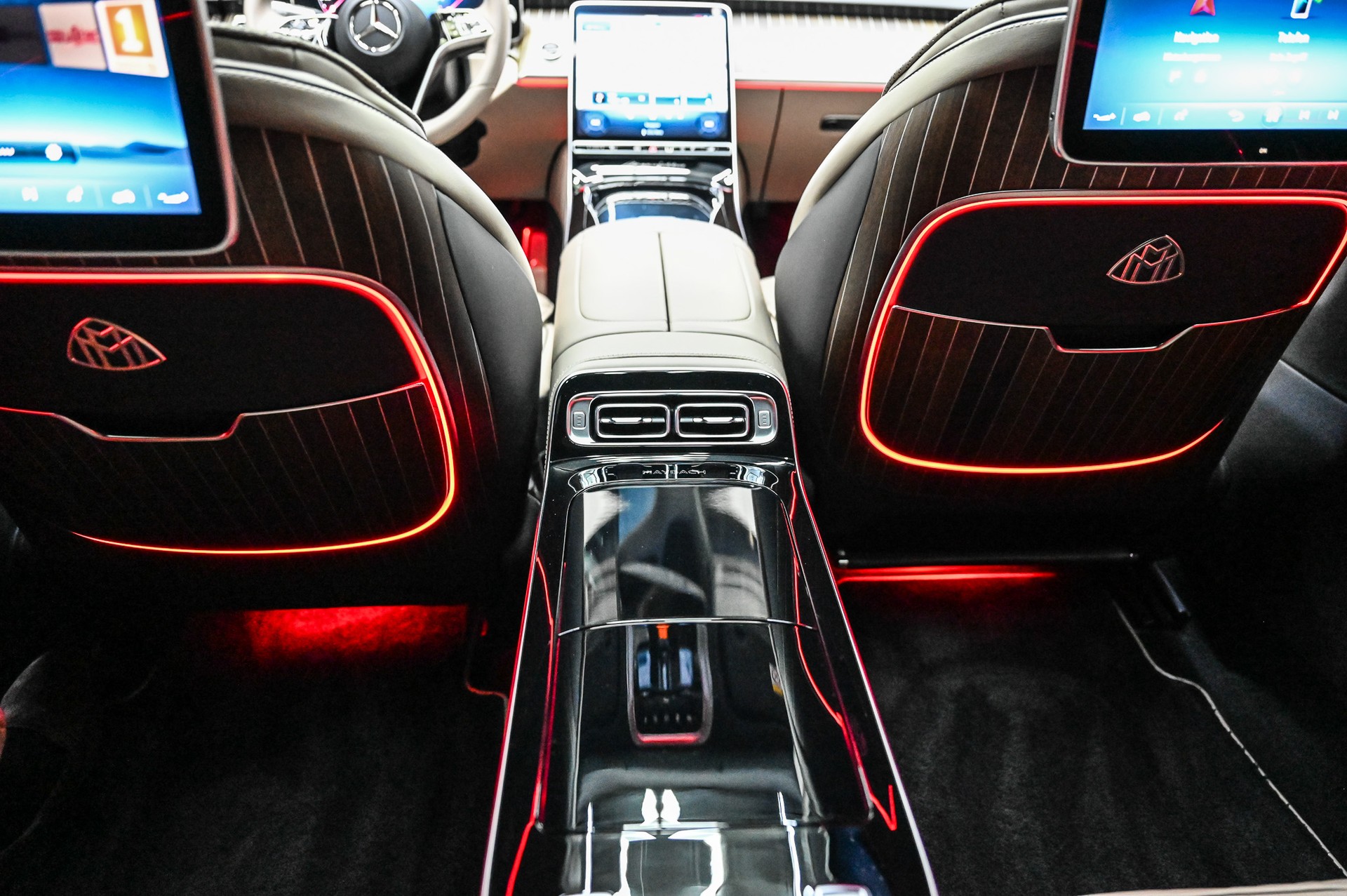 MERCEDES-BENZ S 680 Maybach V12 4matic 9G-Tronic-image-54