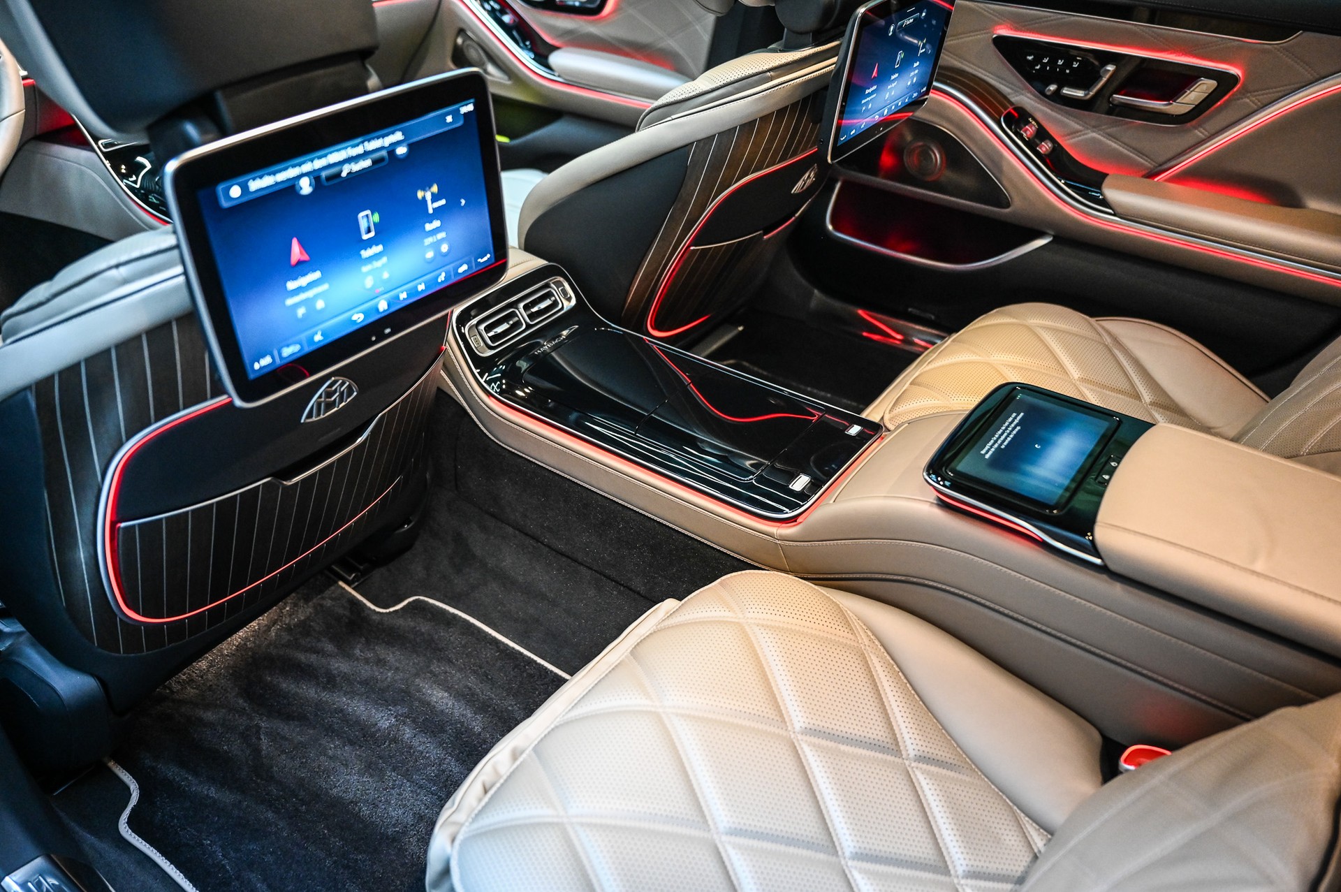 MERCEDES-BENZ S 680 Maybach V12 4matic 9G-Tronic-image-49