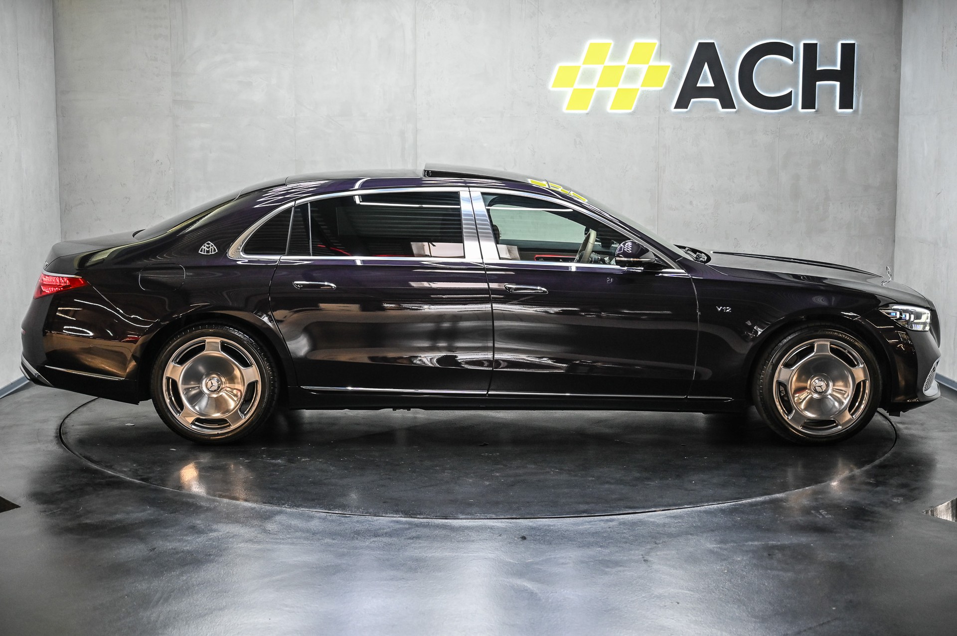 MERCEDES-BENZ S 680 Maybach V12 4matic 9G-Tronic-image-10