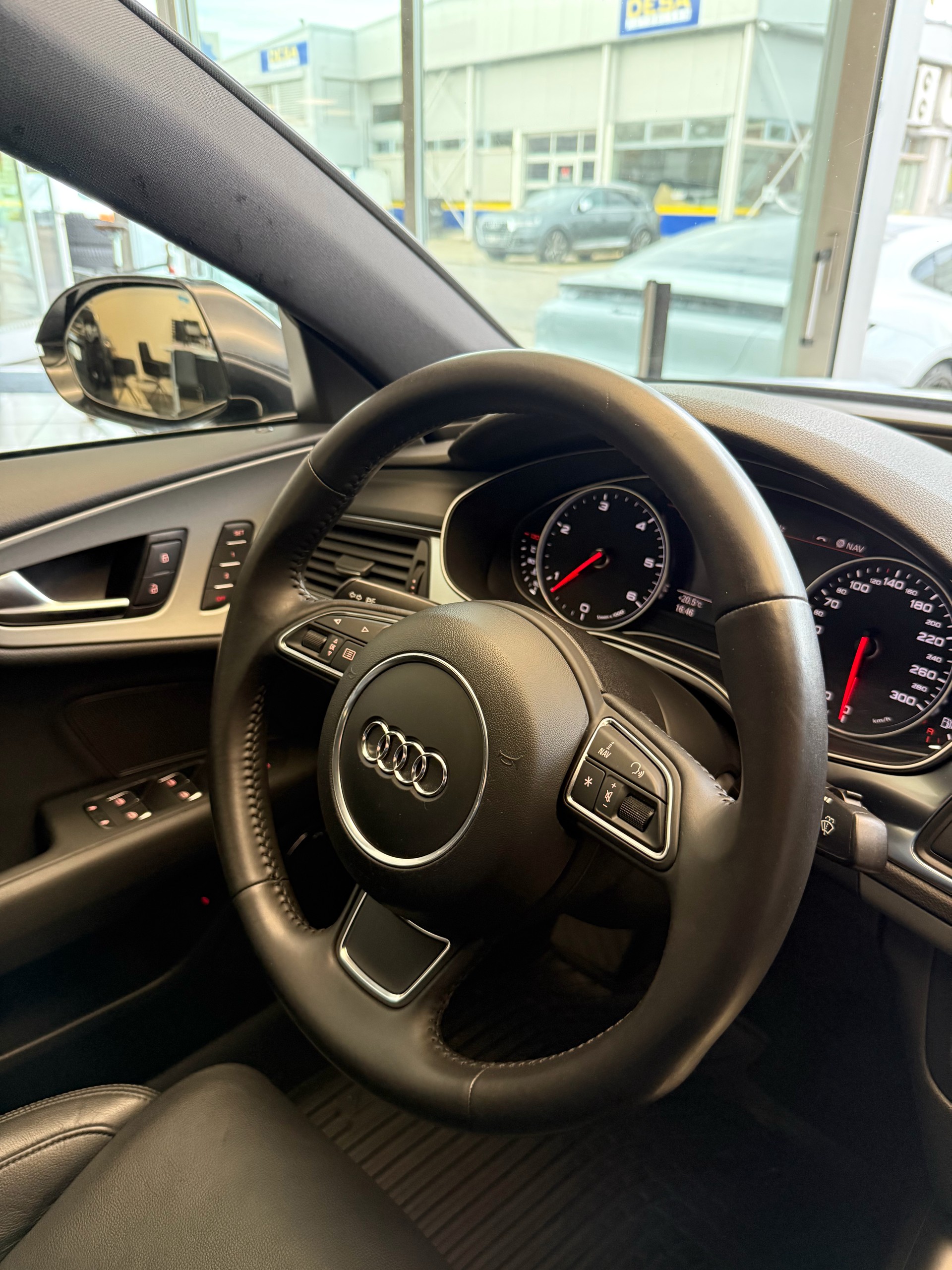 AUDI A7 Sportback 3.0 TDI quattro S-tronic-image-13