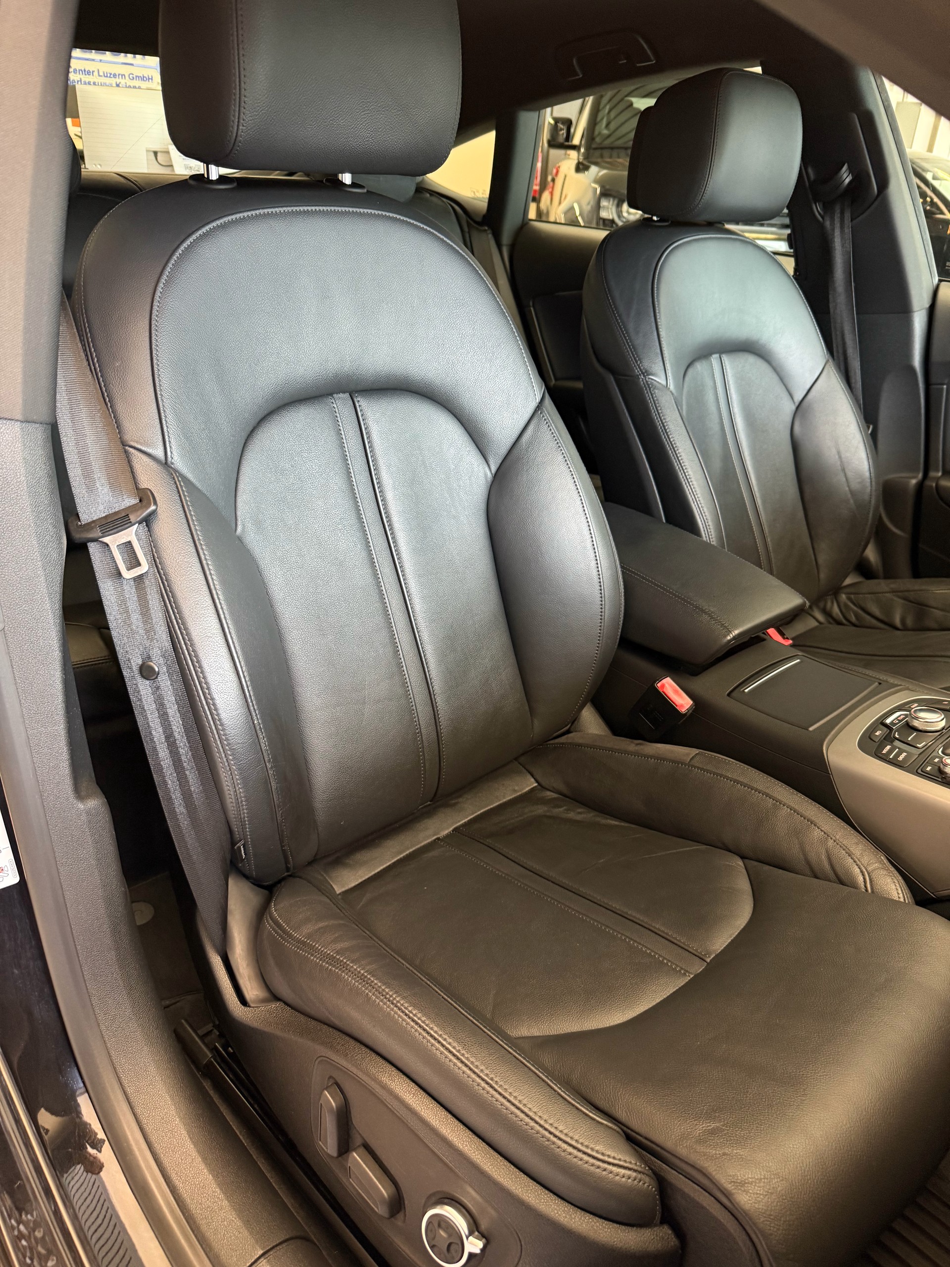 AUDI A7 Sportback 3.0 TDI quattro S-tronic-image-11