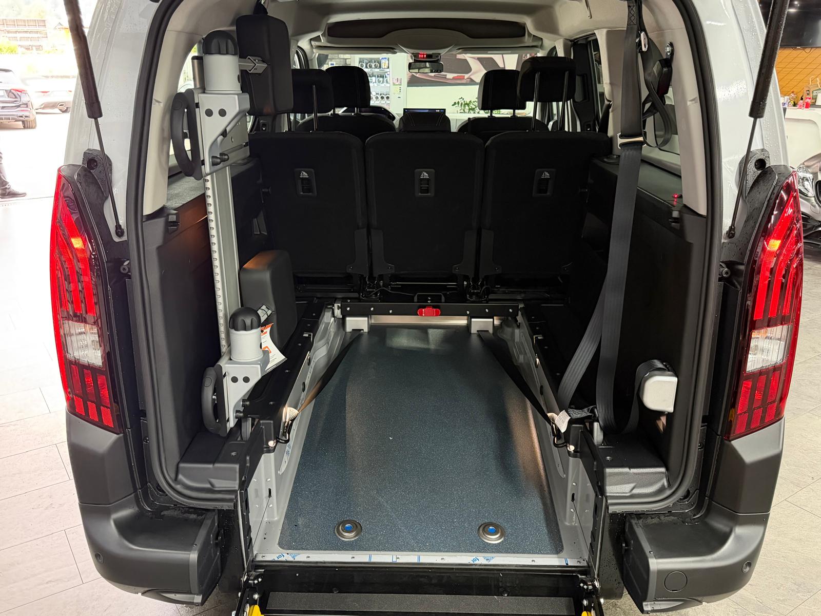 PEUGEOT Rifter Long 1.5 BlueHDi Allure EAT8 Rollstuhlumbau-image-11