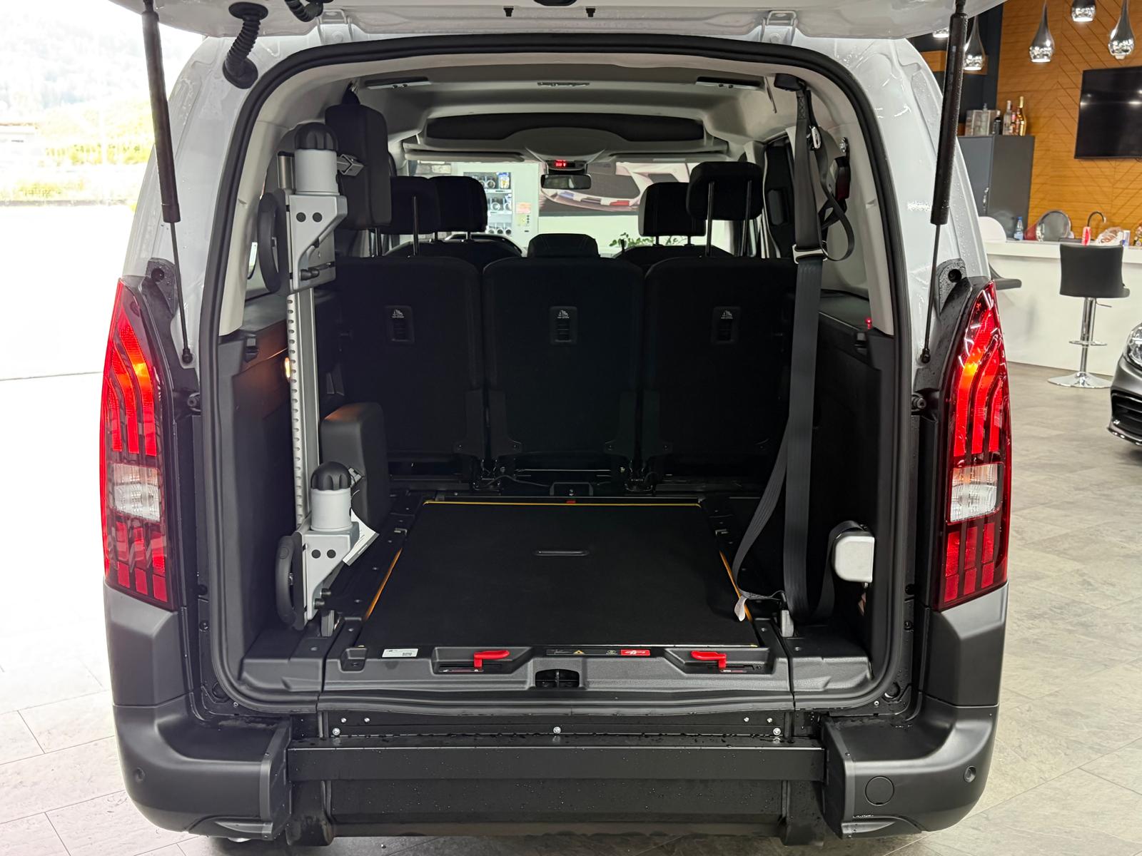PEUGEOT Rifter Long 1.5 BlueHDi Allure EAT8 Rollstuhlumbau-image-5