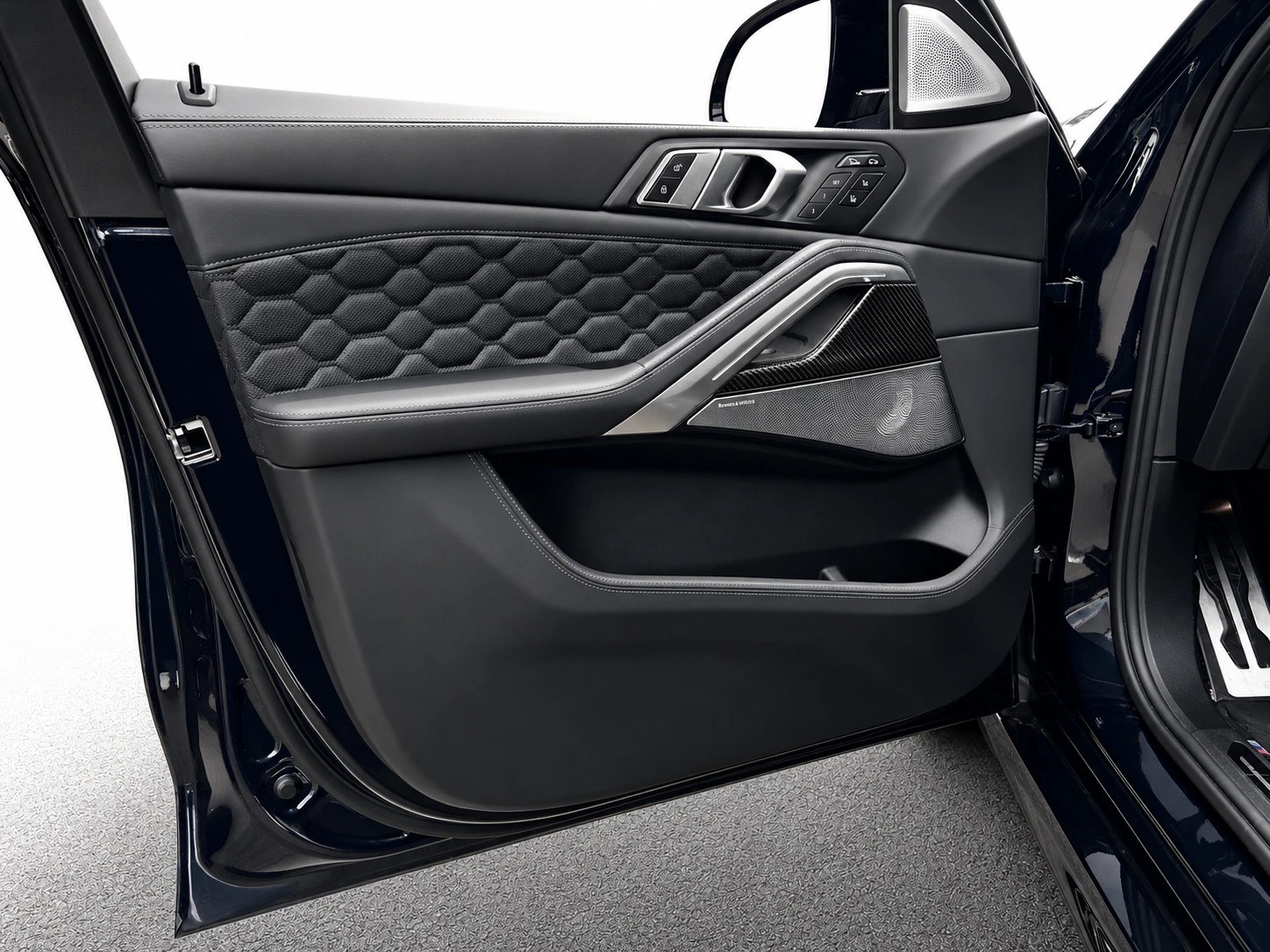 BMW X6 M Competition * CH FAHRZEUG *-image-23