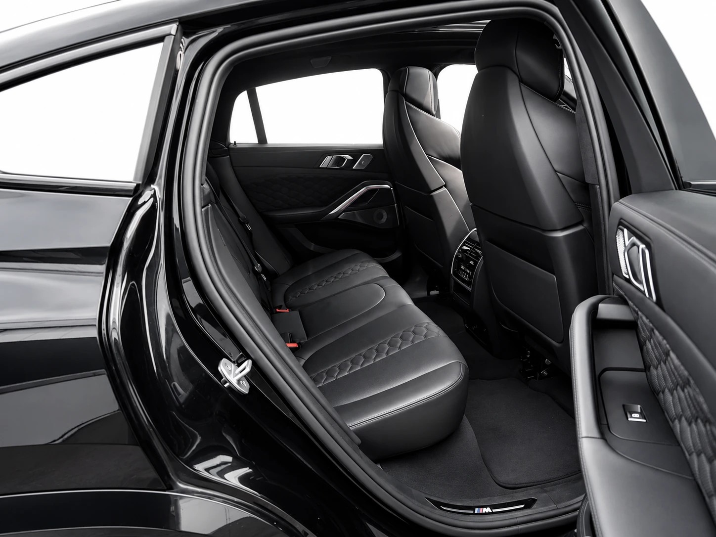 BMW X6 M Competition * CH FAHRZEUG *-image-10