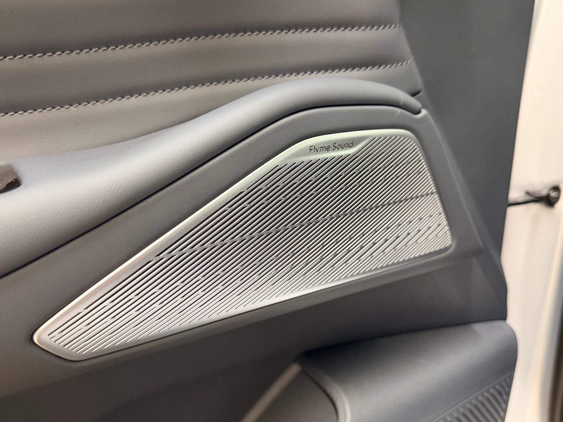 GEELY Starray EM-i MAX+ PHEV-image-13