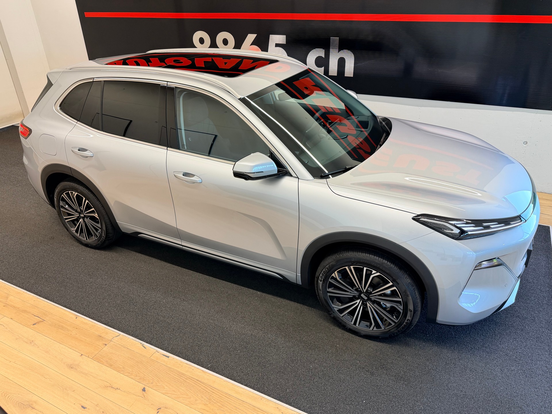 GEELY Starray EM-i MAX+ PHEV-image-4