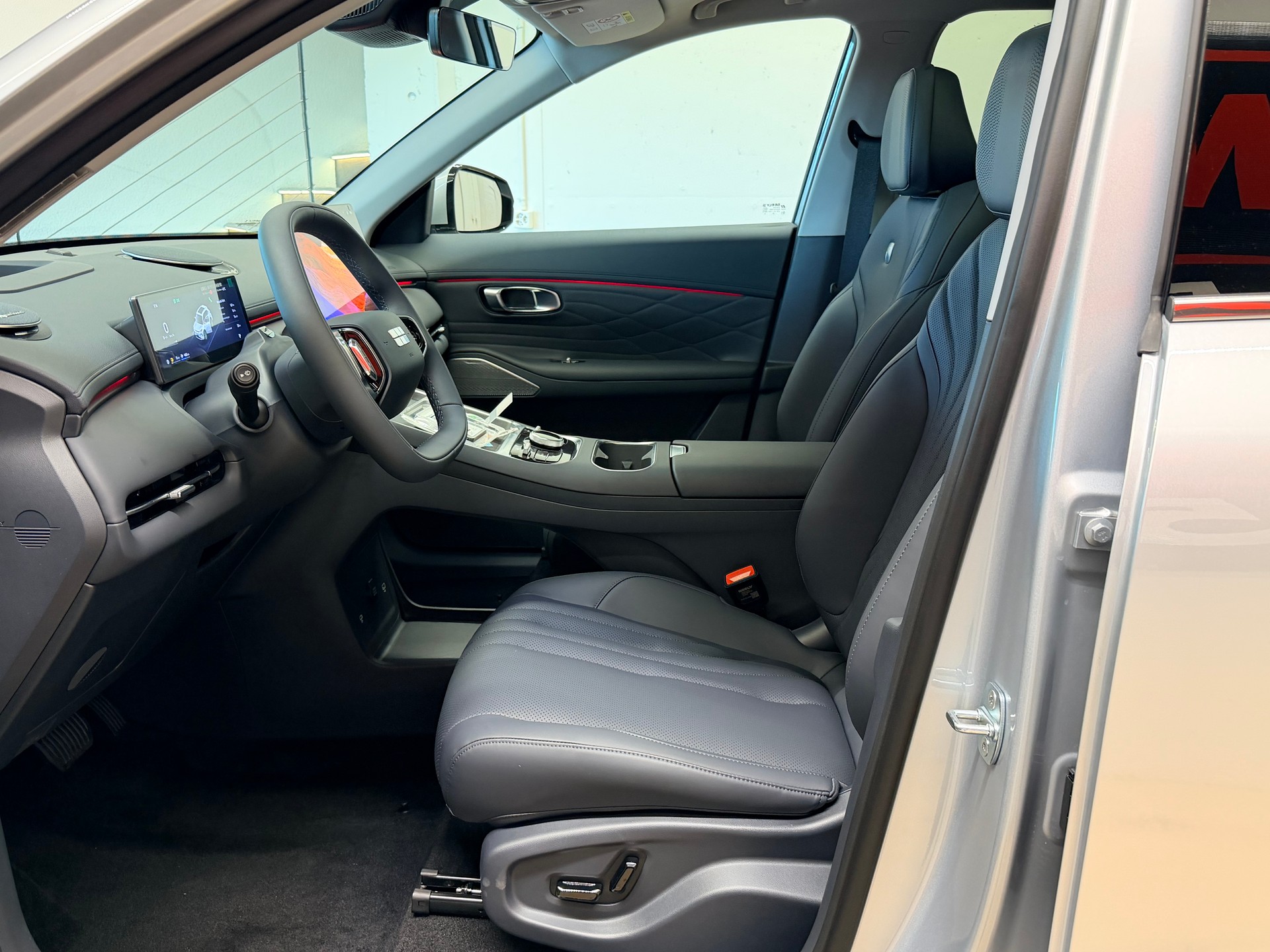 GEELY Starray EM-i MAX+ PHEV-image-15