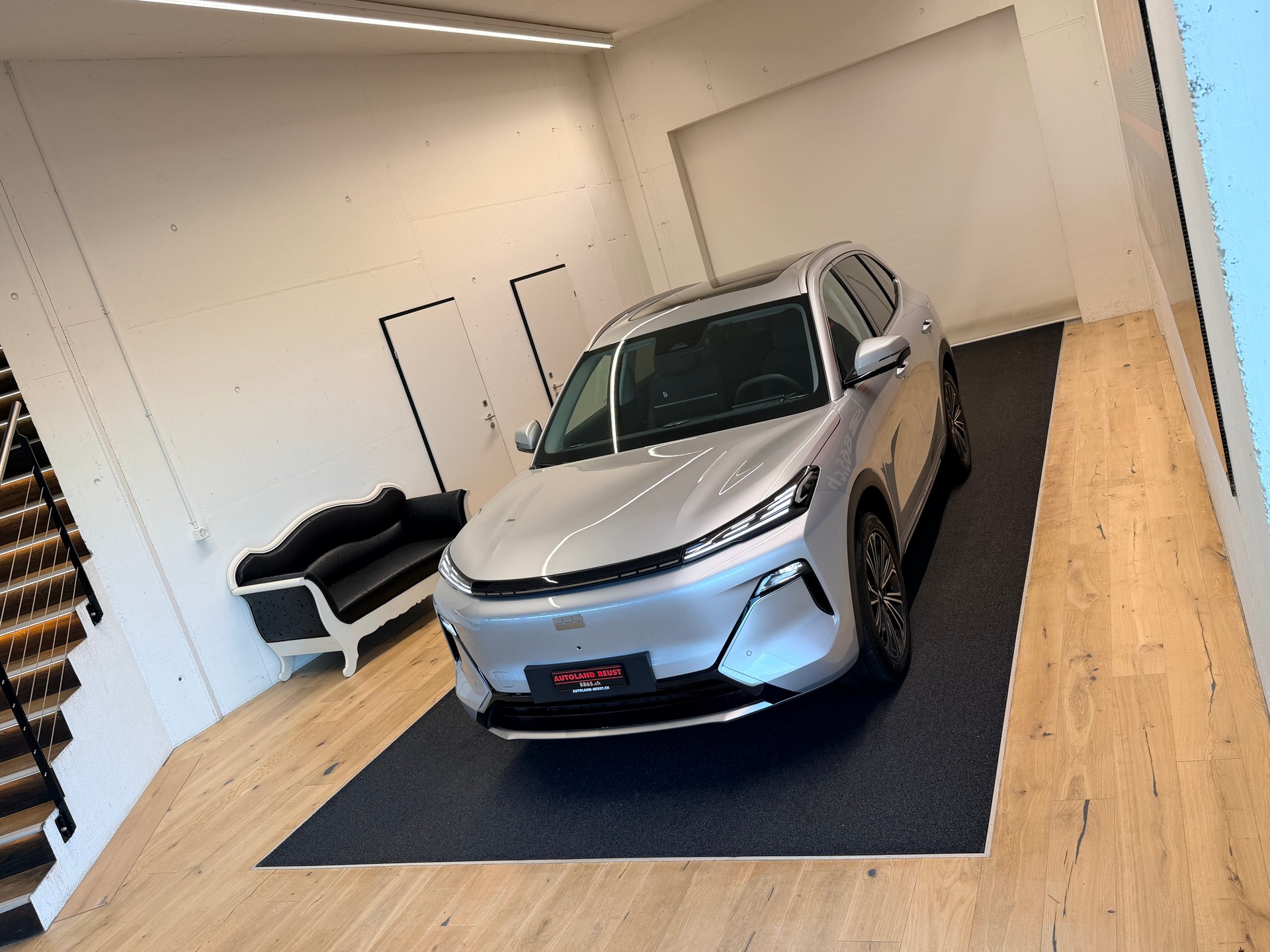 GEELY Starray EM-i MAX+ PHEV-image-3