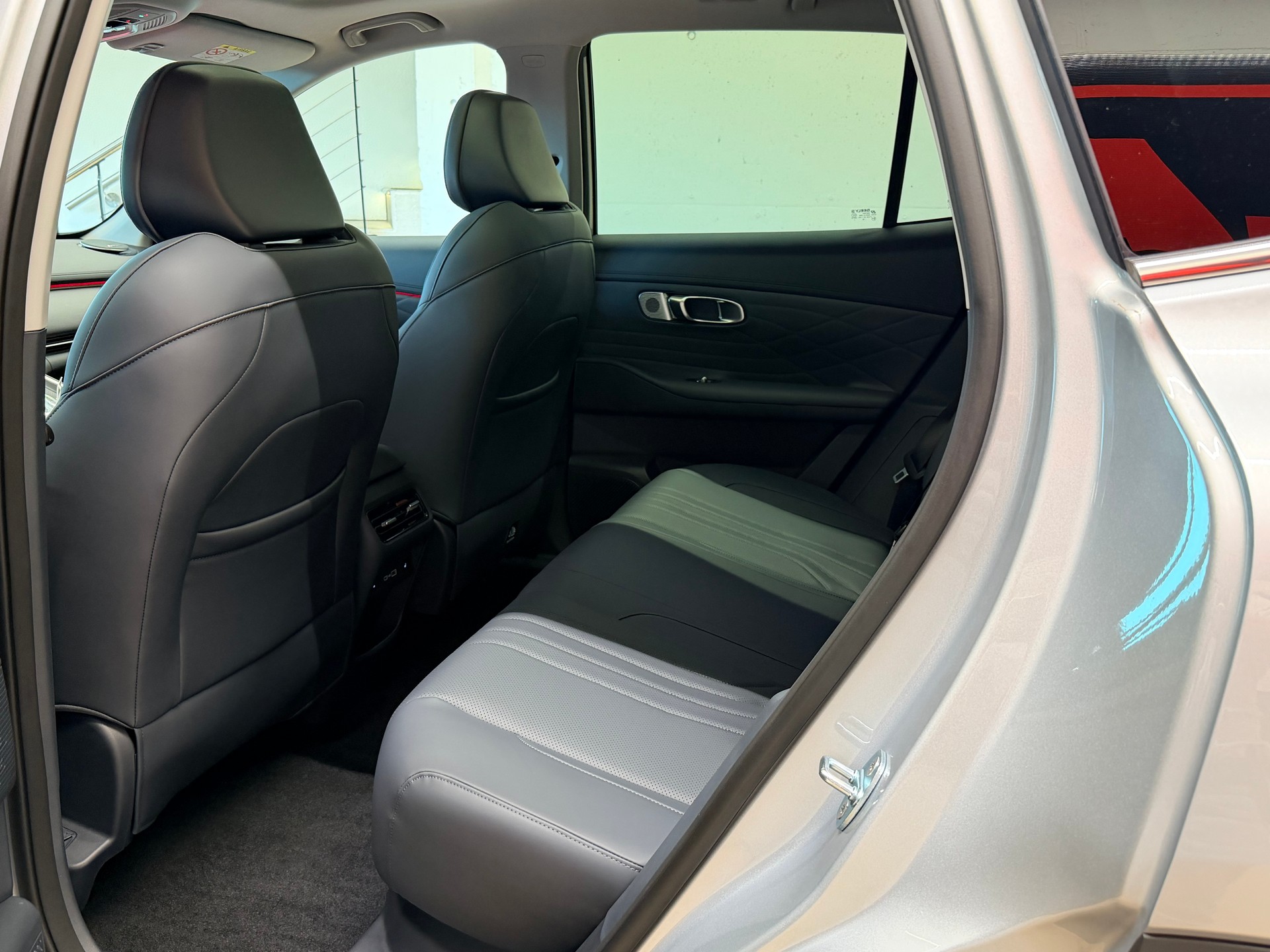 GEELY Starray EM-i MAX+ PHEV-image-17
