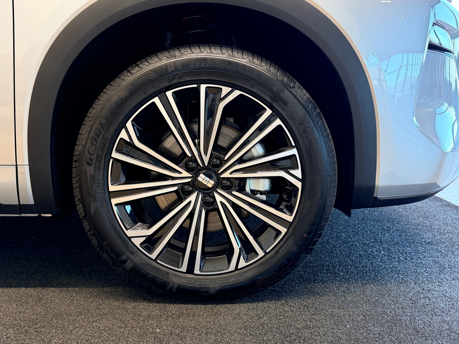 GEELY Starray EM-i MAX+ PHEV-image-5