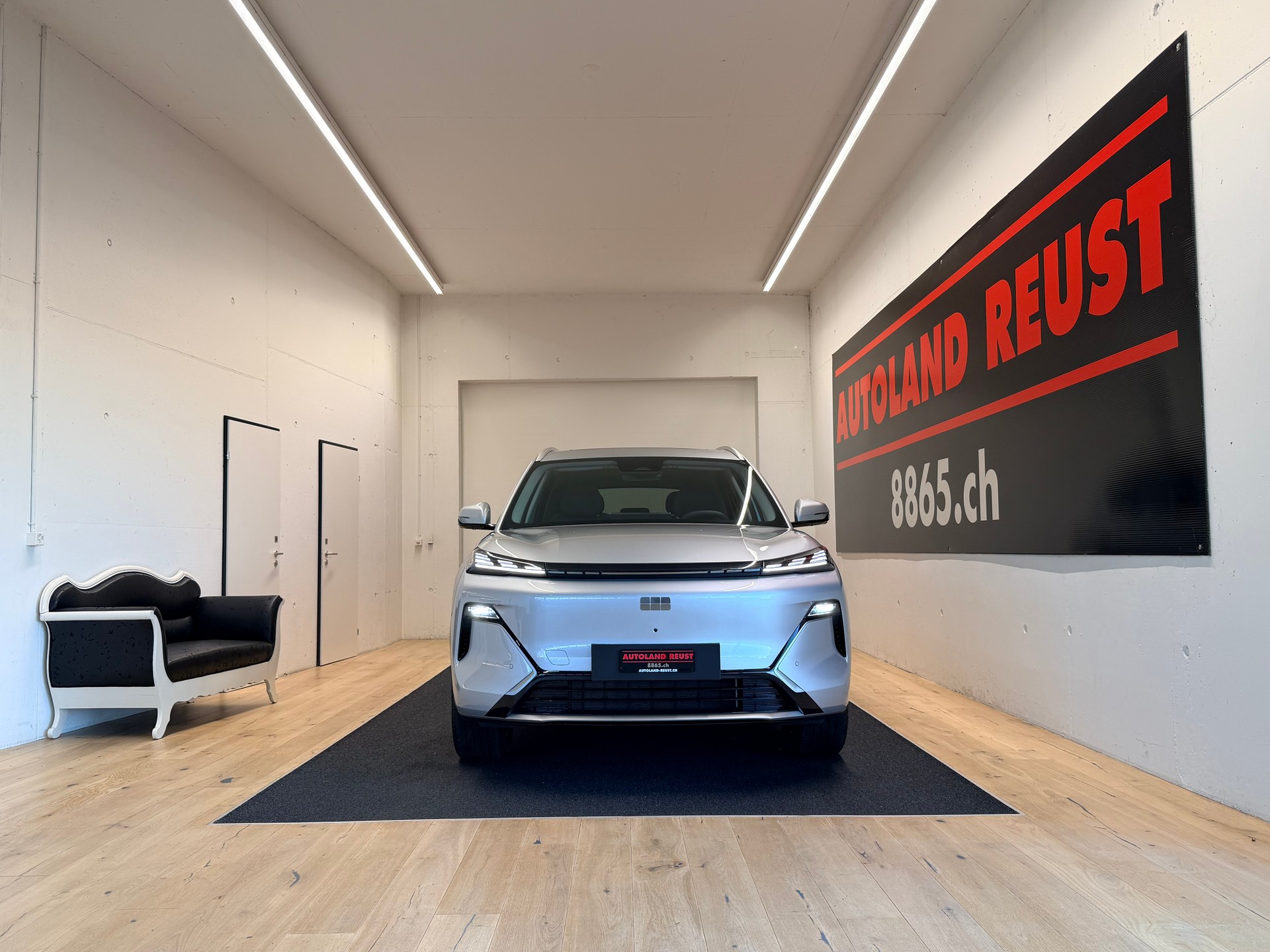 GEELY Starray EM-i MAX+ PHEV-image-1