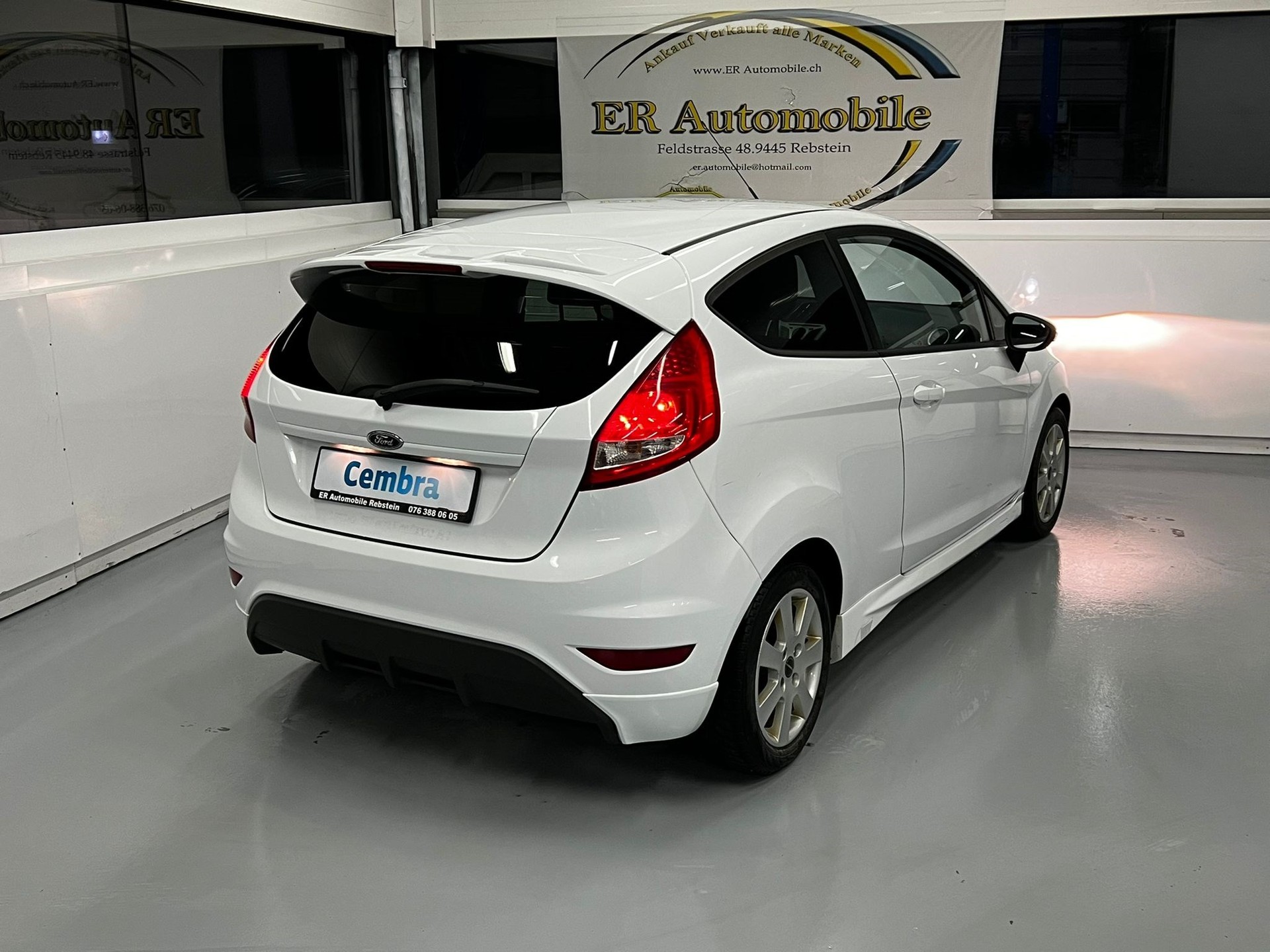 FORD Fiesta 1.6 16V Sport-image-1