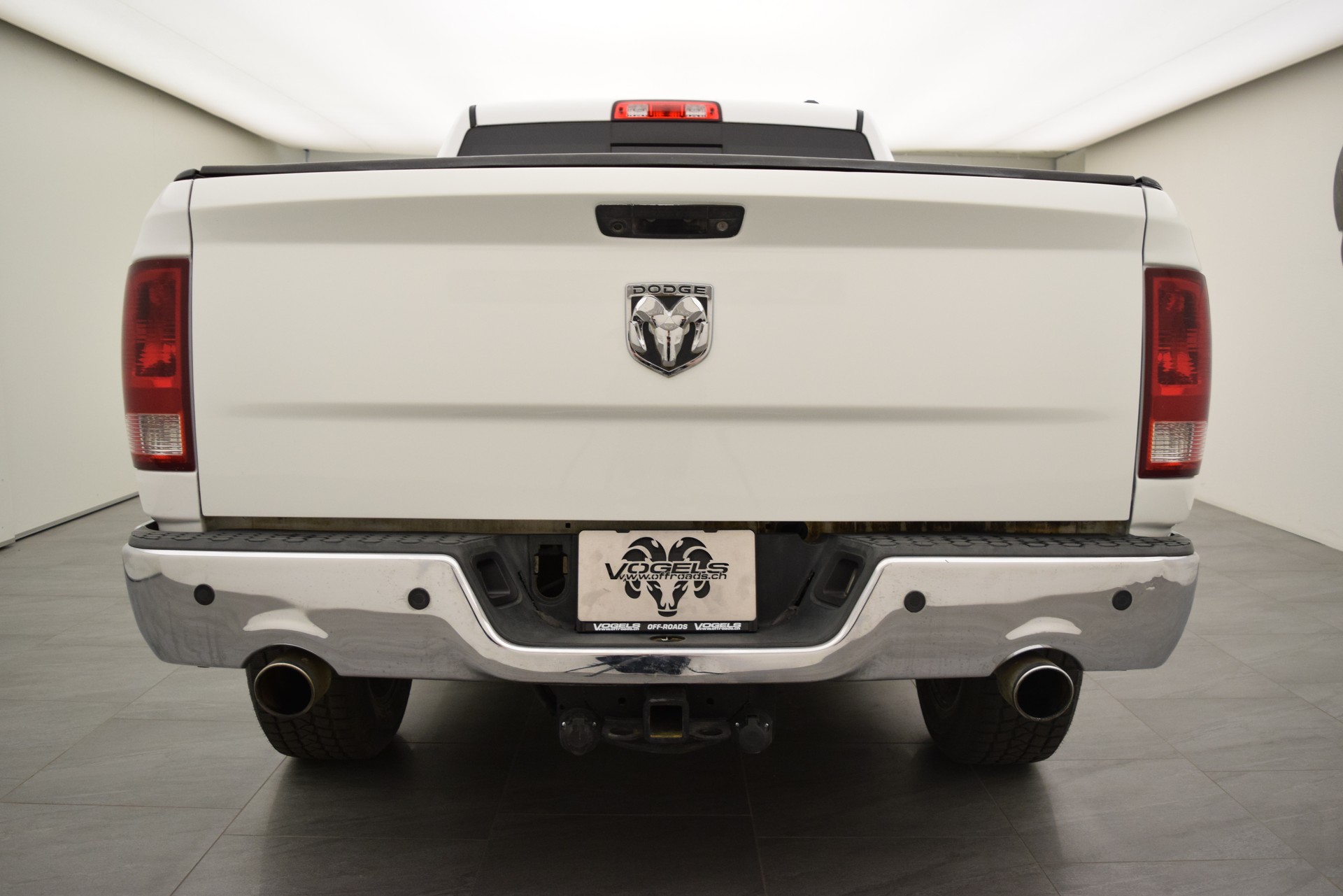 DODGE Ram 1500 5.7 Laramie Quad cab-image-5