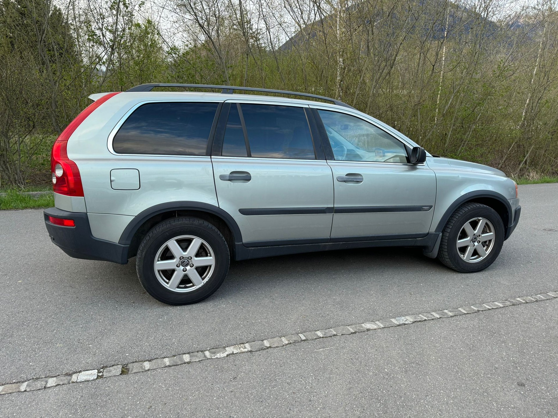 VOLVO XC90 T6 AWD Geartronic-image-5