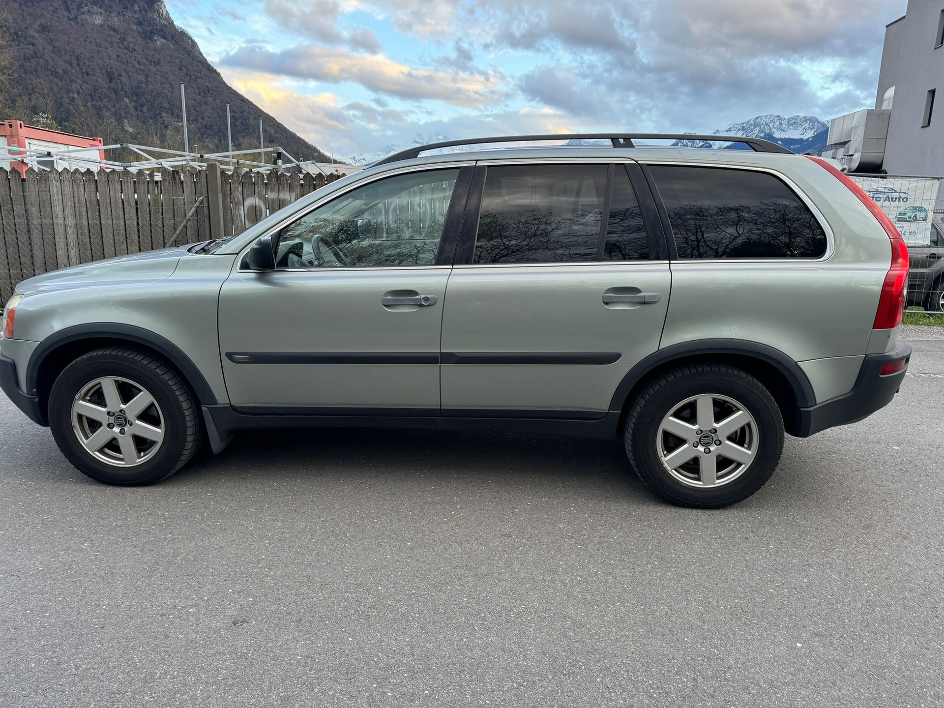 VOLVO XC90 T6 AWD Geartronic-image-6