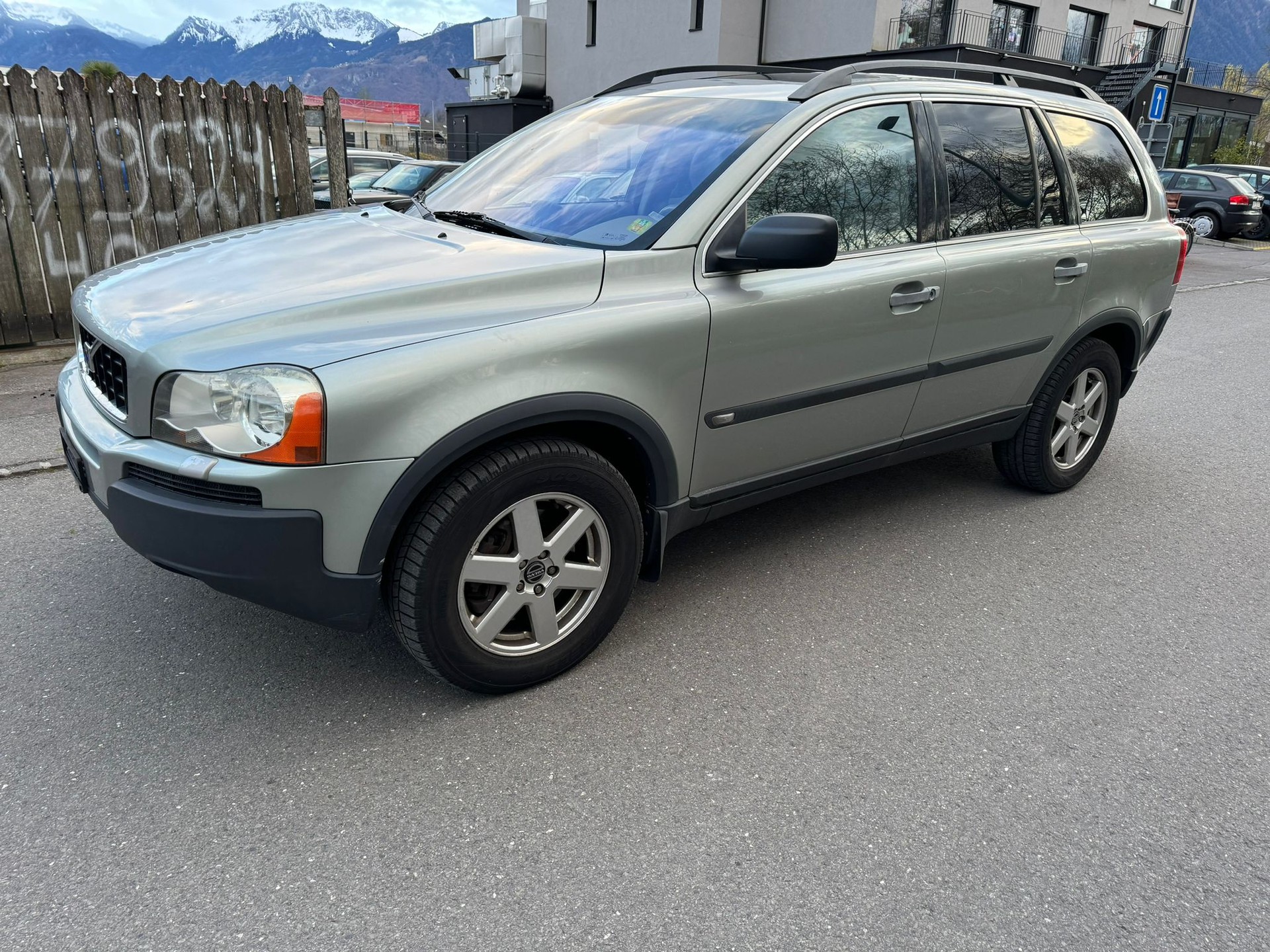 VOLVO XC90 T6 AWD Geartronic-image-2
