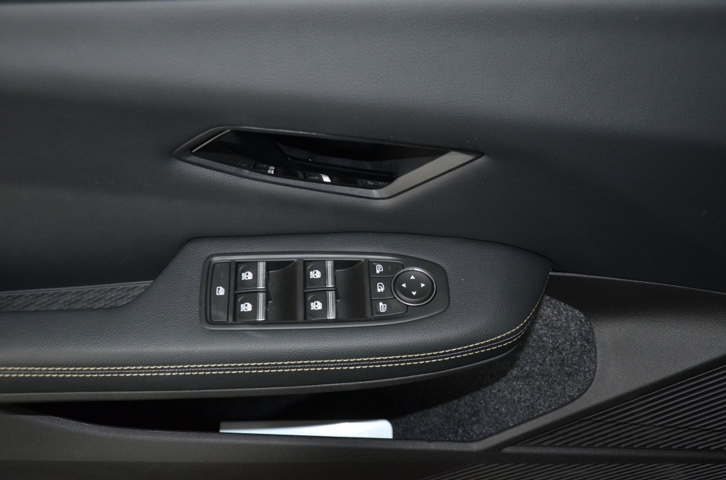 RENAULT Megane E-Tech EV60 *ICONIC*-image-23