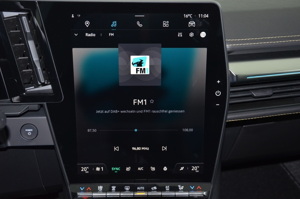 RENAULT Megane E-Tech EV60 *ICONIC*-image-17