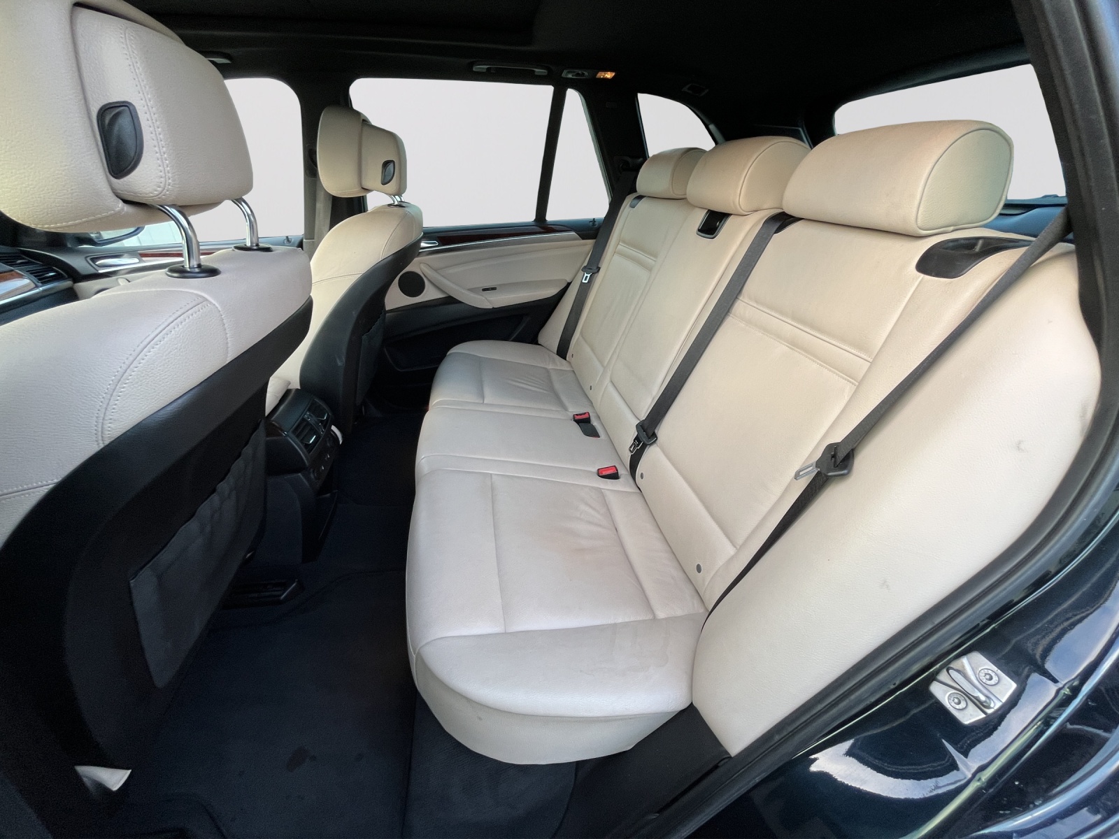 BMW X5 xDrive M50d Steptronic-image-12